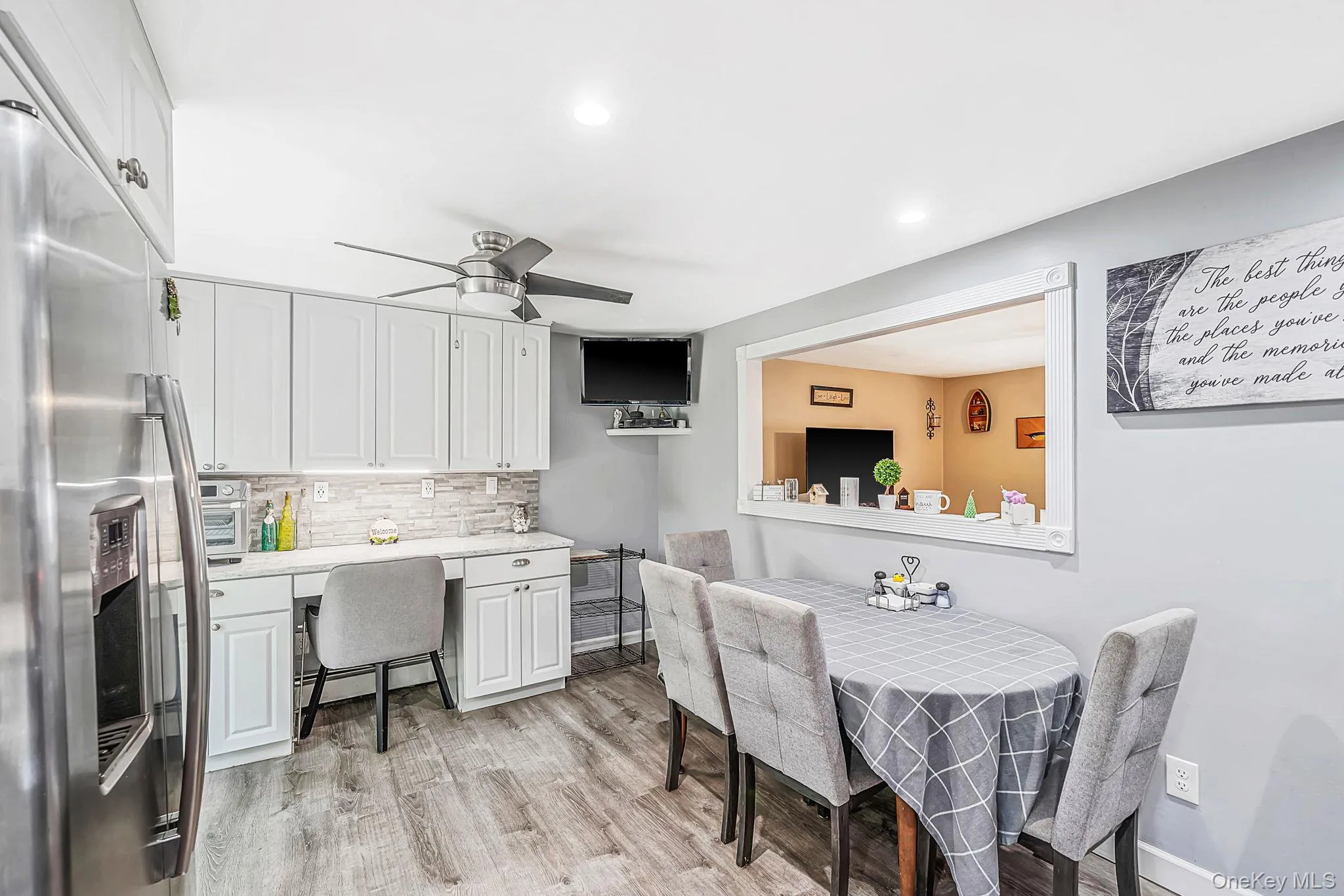 4 Highview Lane, Brookhaven, NY, 3 Bedrooms Bedrooms, 6 Rooms Rooms,2 BathroomsBathrooms,Residential,For Rent,Highview,0,1044997 4 Highview Lane, Brookhaven, NY, 3 Bedrooms Bedrooms, 6 Rooms Rooms,2 BathroomsBathrooms,Residential,For Rent,Highview,0,1044997