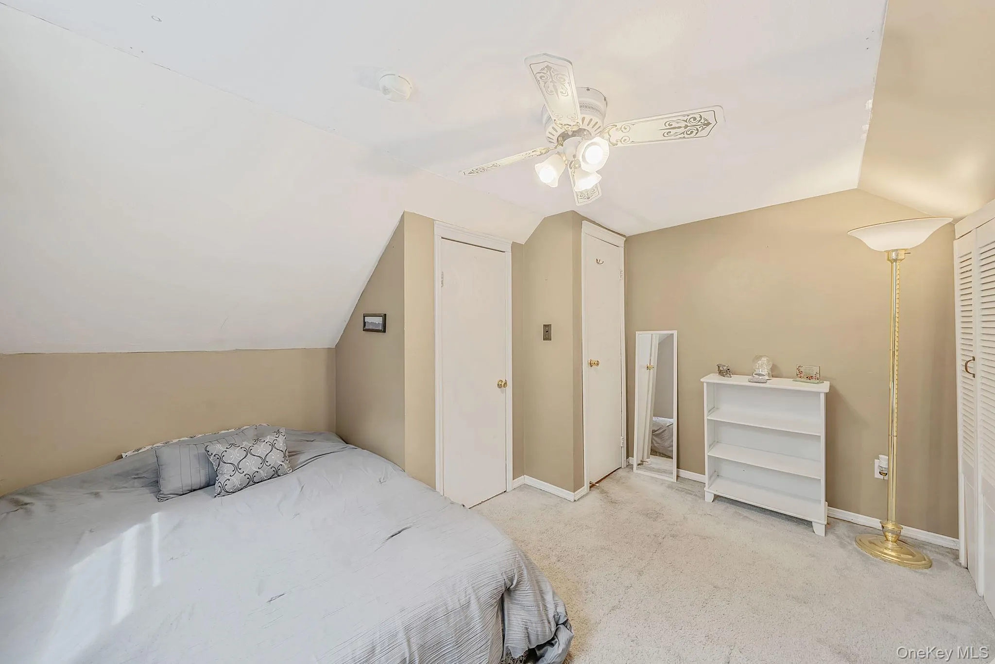 4 Highview Lane, Brookhaven, NY, 3 Bedrooms Bedrooms, 6 Rooms Rooms,2 BathroomsBathrooms,Residential,For Rent,Highview,0,1044997 4 Highview Lane, Brookhaven, NY, 3 Bedrooms Bedrooms, 6 Rooms Rooms,2 BathroomsBathrooms,Residential,For Rent,Highview,0,1044997