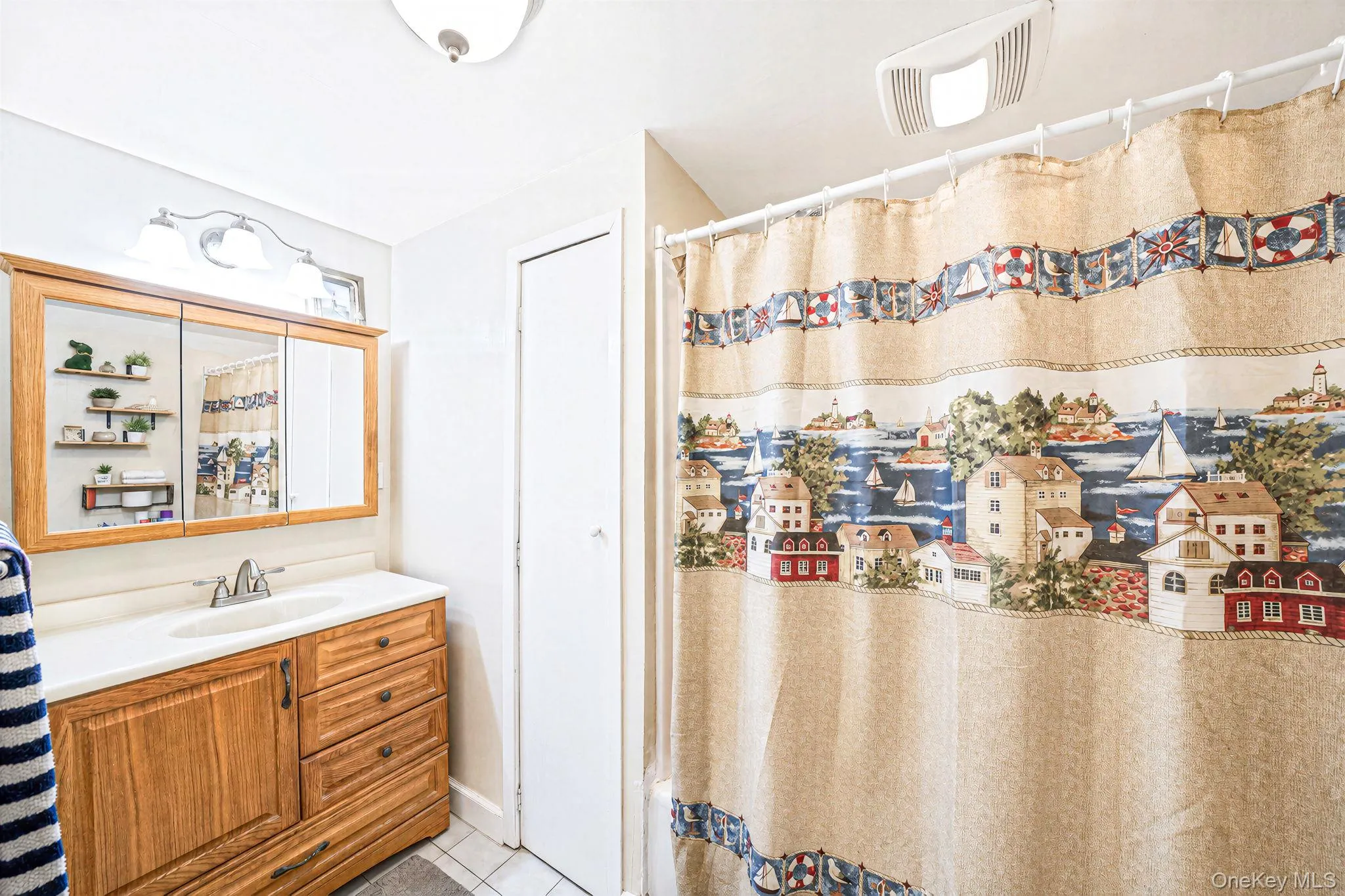 4 Highview Lane, Brookhaven, NY, 3 Bedrooms Bedrooms, 6 Rooms Rooms,2 BathroomsBathrooms,Residential,For Rent,Highview,0,1044997 4 Highview Lane, Brookhaven, NY, 3 Bedrooms Bedrooms, 6 Rooms Rooms,2 BathroomsBathrooms,Residential,For Rent,Highview,0,1044997