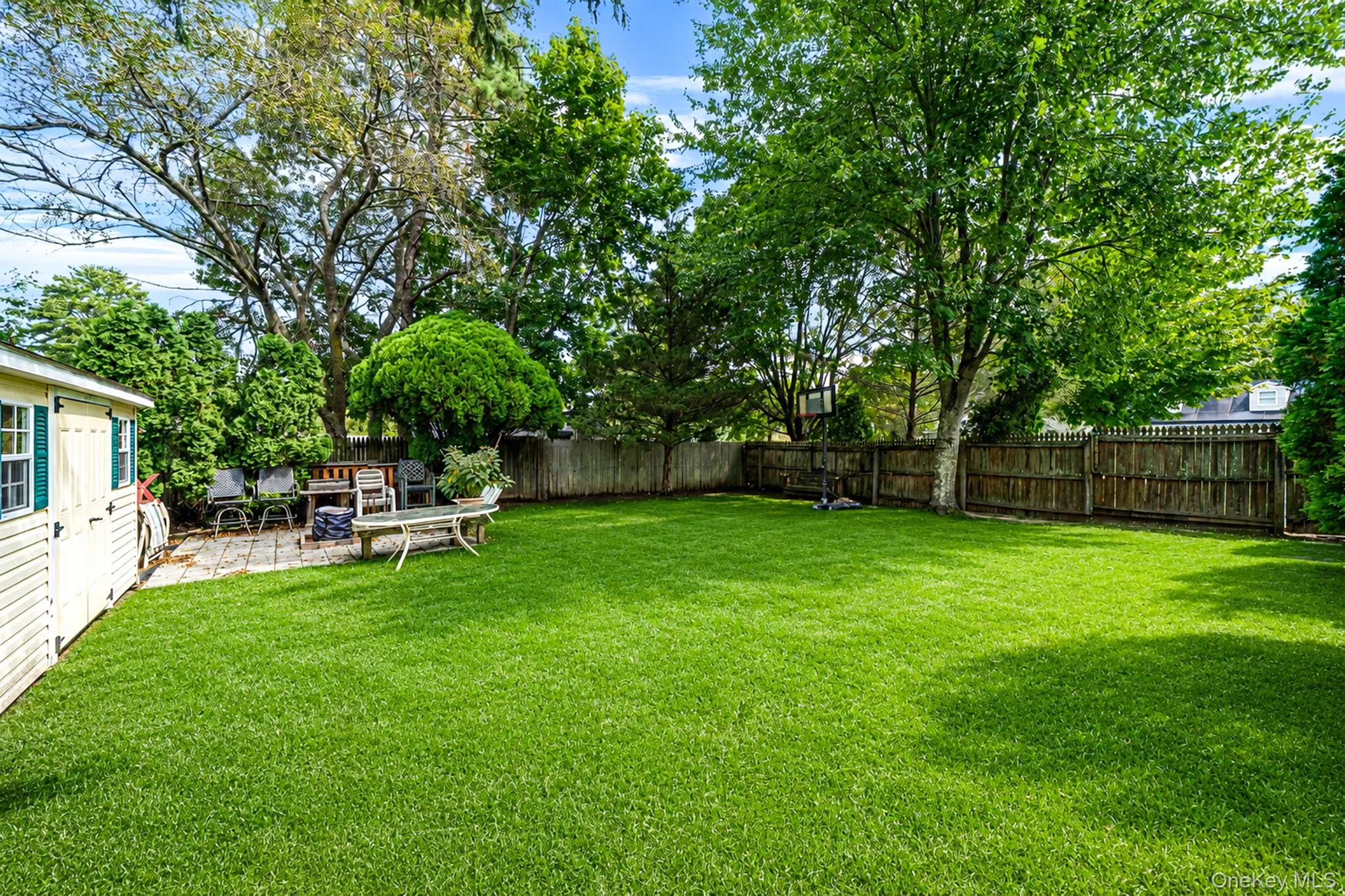 4 Highview Lane, Brookhaven, NY, 3 Bedrooms Bedrooms, 6 Rooms Rooms,2 BathroomsBathrooms,Residential,For Rent,Highview,0,1044997 4 Highview Lane, Brookhaven, NY, 3 Bedrooms Bedrooms, 6 Rooms Rooms,2 BathroomsBathrooms,Residential,For Rent,Highview,0,1044997