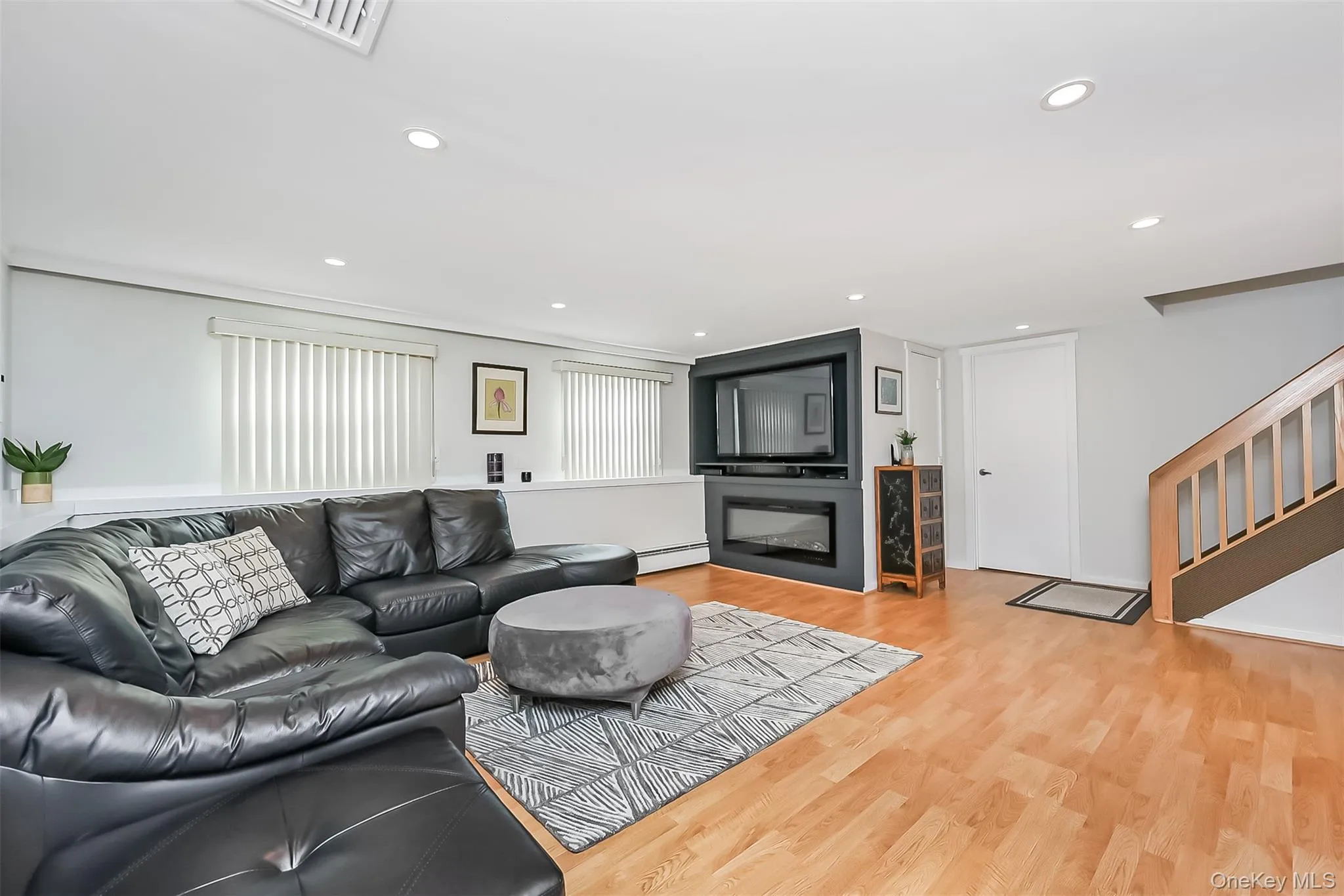 65 Graham Street, Oyster Bay, NY, 3 Bedrooms Bedrooms, 9 Rooms Rooms,1 BathroomBathrooms,Residential,For Rent,Graham,0,1045000 65 Graham Street, Oyster Bay, NY, 3 Bedrooms Bedrooms, 9 Rooms Rooms,1 BathroomBathrooms,Residential,For Rent,Graham,0,1045000