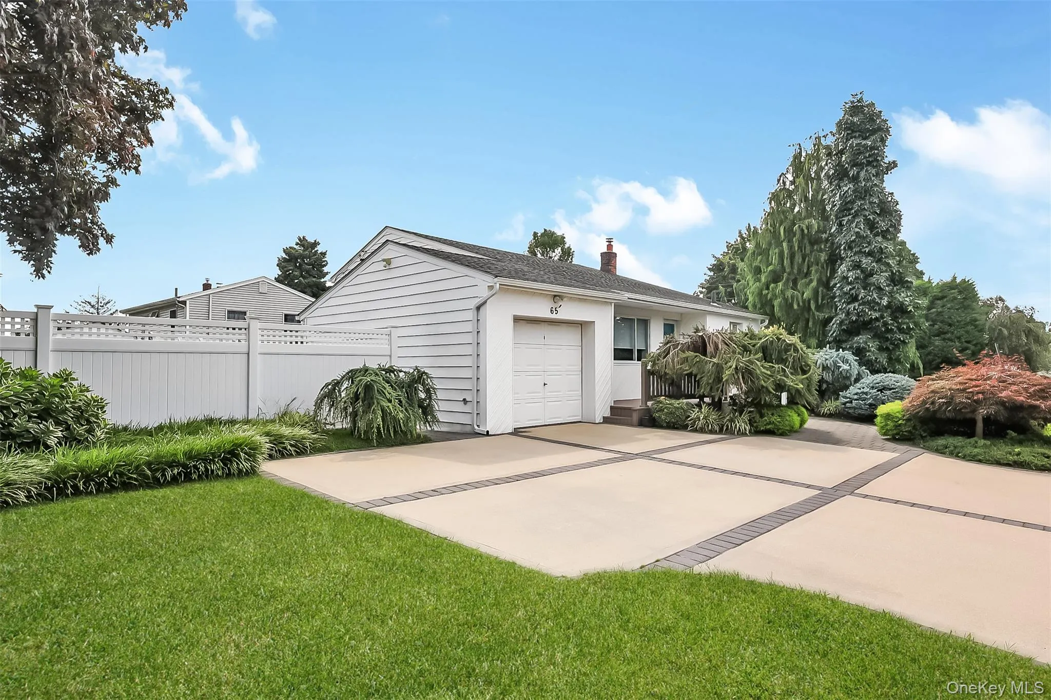65 Graham Street, Oyster Bay, NY, 3 Bedrooms Bedrooms, 9 Rooms Rooms,1 BathroomBathrooms,Residential,For Rent,Graham,0,1045000 65 Graham Street, Oyster Bay, NY, 3 Bedrooms Bedrooms, 9 Rooms Rooms,1 BathroomBathrooms,Residential,For Rent,Graham,0,1045000