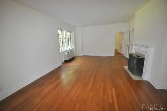 155 Garth Road, Eastchester, NY, 2 Bedrooms Bedrooms, 4 Rooms Rooms,2 BathroomsBathrooms,Residential Lease,For Rent,Garth,0,1045002 155 Garth Road, Eastchester, NY, 2 Bedrooms Bedrooms, 4 Rooms Rooms,2 BathroomsBathrooms,Residential Lease,For Rent,Garth,0,1045002