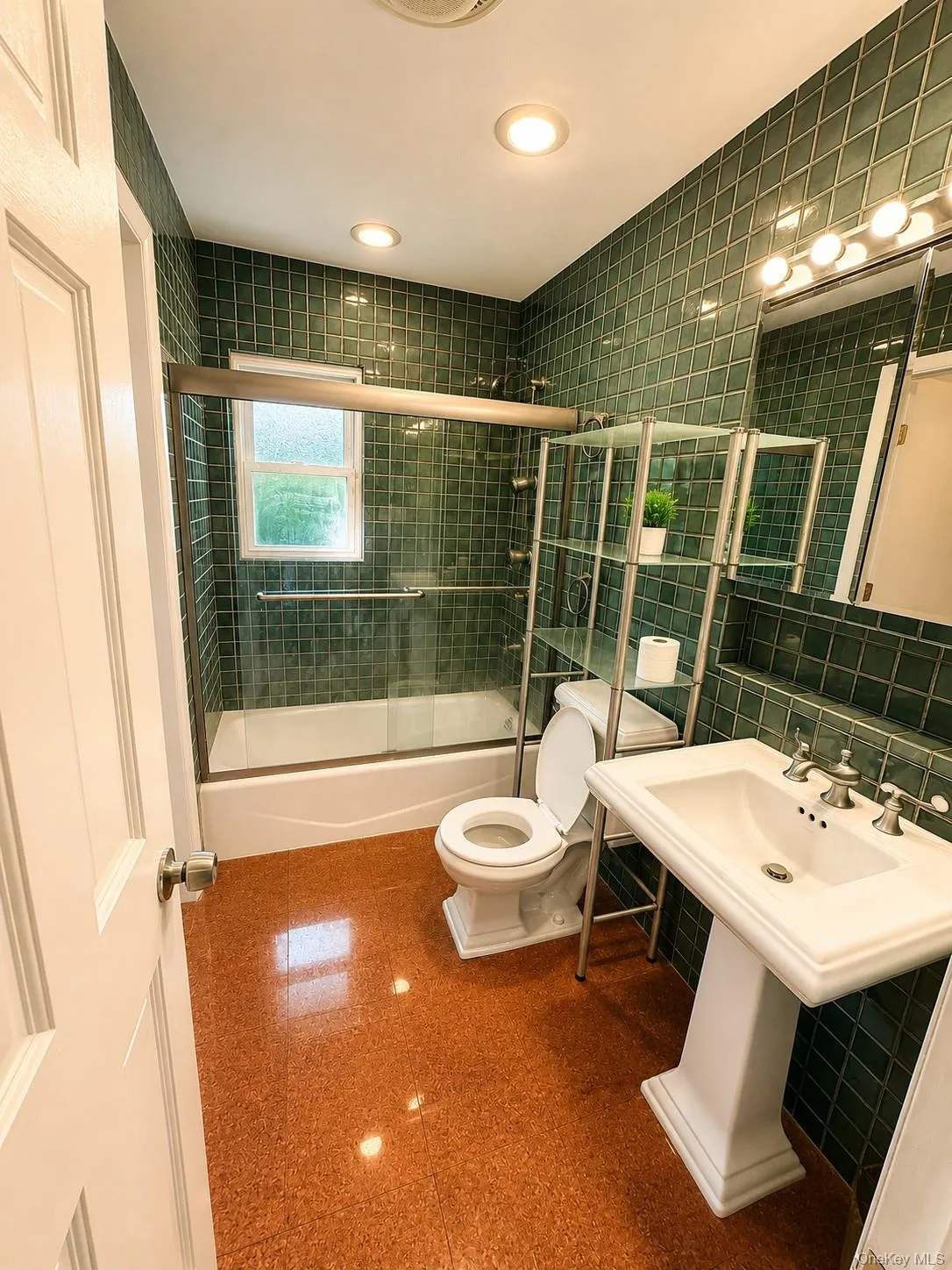 7 Pine Street, Oyster Bay, NY, 4 Bedrooms Bedrooms, 7 Rooms Rooms,2 BathroomsBathrooms,Residential Lease,For Rent,Pine,0,1045004 7 Pine Street, Oyster Bay, NY, 4 Bedrooms Bedrooms, 7 Rooms Rooms,2 BathroomsBathrooms,Residential Lease,For Rent,Pine,0,1045004