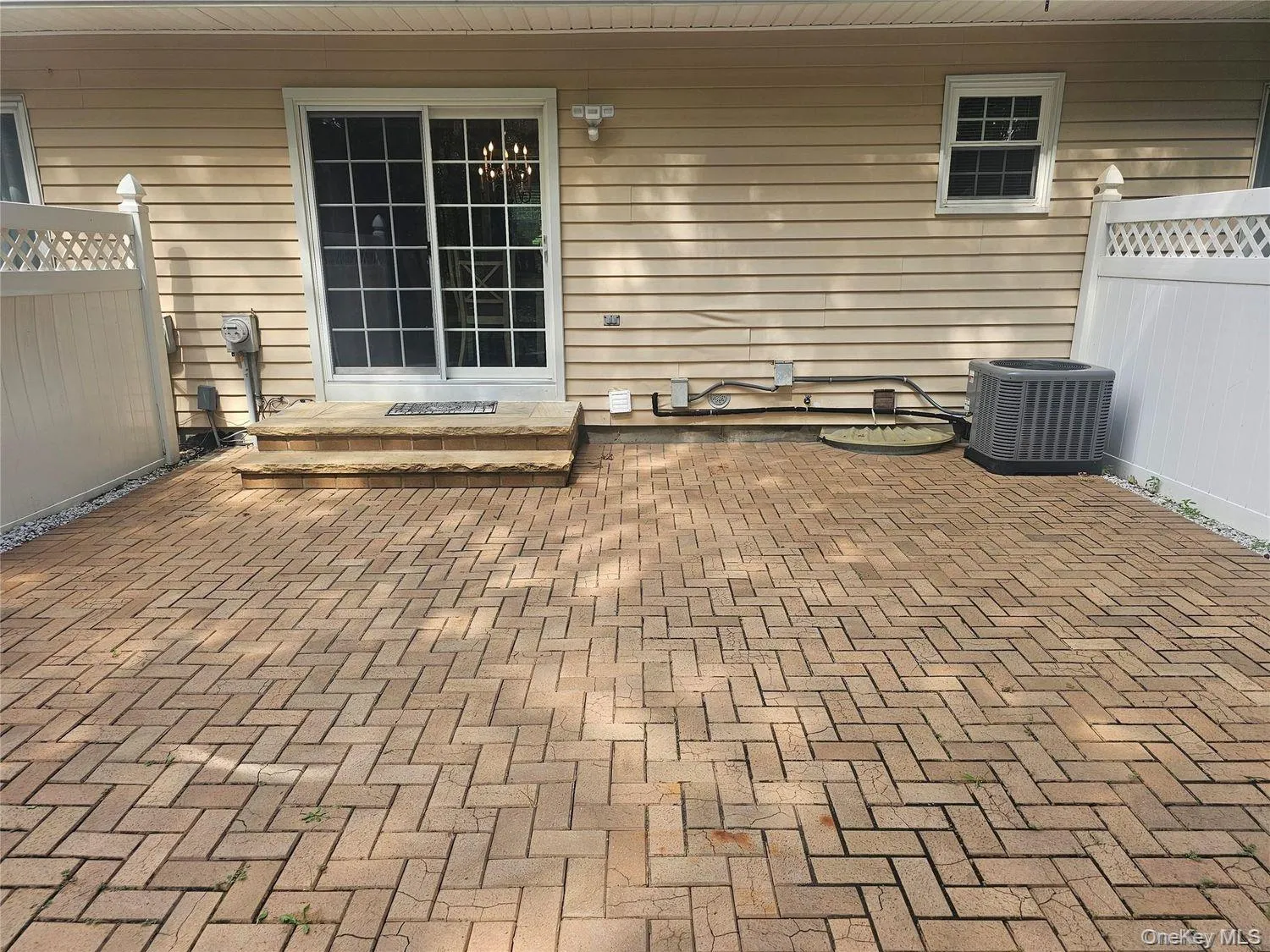 22 Chase Commons, Brookhaven, NY, 3 Bedrooms Bedrooms, 6 Rooms Rooms,2 BathroomsBathrooms,Residential,For Rent,Chase,0,1045006 22 Chase Commons, Brookhaven, NY, 3 Bedrooms Bedrooms, 6 Rooms Rooms,2 BathroomsBathrooms,Residential,For Rent,Chase,0,1045006