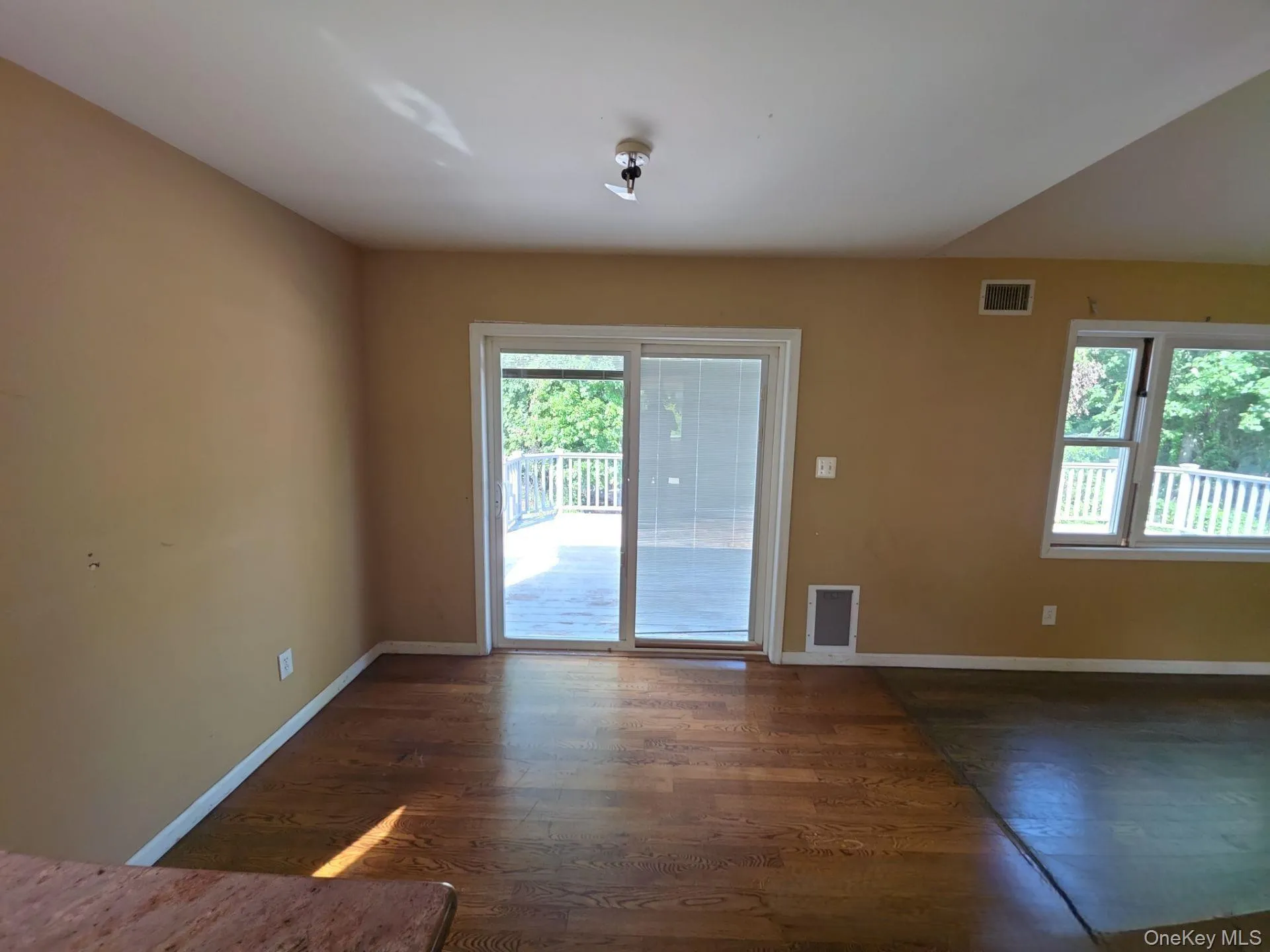 25 Butternut Drive, Ramapo, NY, 6 Bedrooms Bedrooms, 9 Rooms Rooms,3 BathroomsBathrooms,Residential,For Rent,Butternut,0,1045007 25 Butternut Drive, Ramapo, NY, 6 Bedrooms Bedrooms, 9 Rooms Rooms,3 BathroomsBathrooms,Residential,For Rent,Butternut,0,1045007