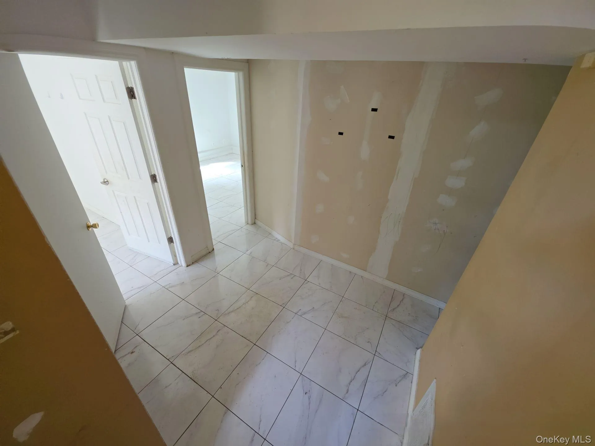 25 Butternut Drive, Ramapo, NY, 6 Bedrooms Bedrooms, 9 Rooms Rooms,3 BathroomsBathrooms,Residential,For Rent,Butternut,0,1045007 25 Butternut Drive, Ramapo, NY, 6 Bedrooms Bedrooms, 9 Rooms Rooms,3 BathroomsBathrooms,Residential,For Rent,Butternut,0,1045007