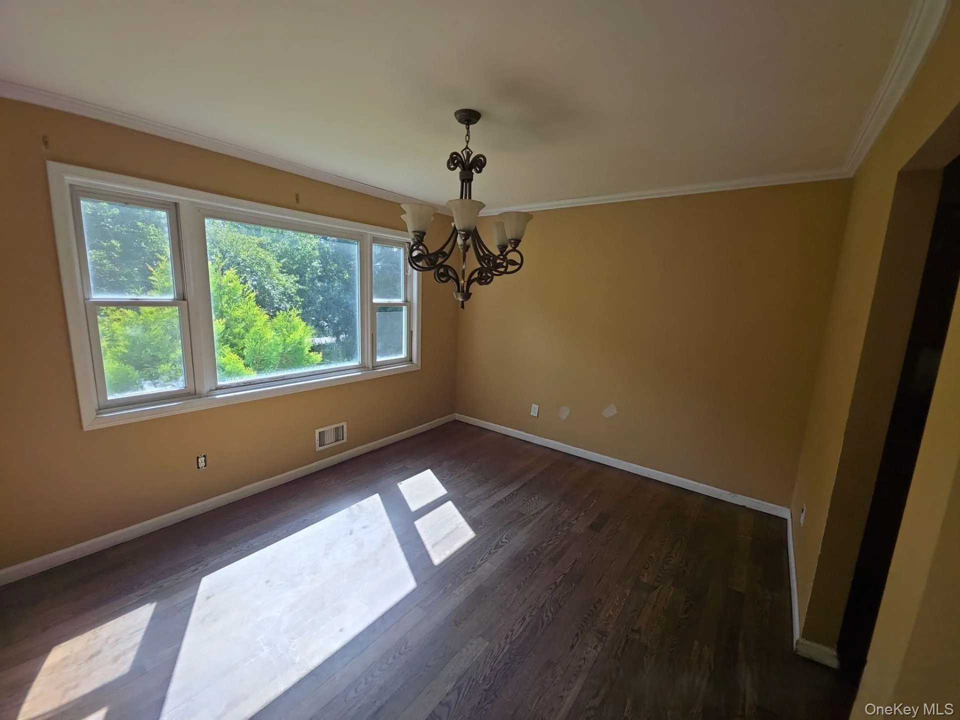 25 Butternut Drive, Ramapo, NY, 6 Bedrooms Bedrooms, 9 Rooms Rooms,3 BathroomsBathrooms,Residential,For Rent,Butternut,0,1045007 25 Butternut Drive, Ramapo, NY, 6 Bedrooms Bedrooms, 9 Rooms Rooms,3 BathroomsBathrooms,Residential,For Rent,Butternut,0,1045007