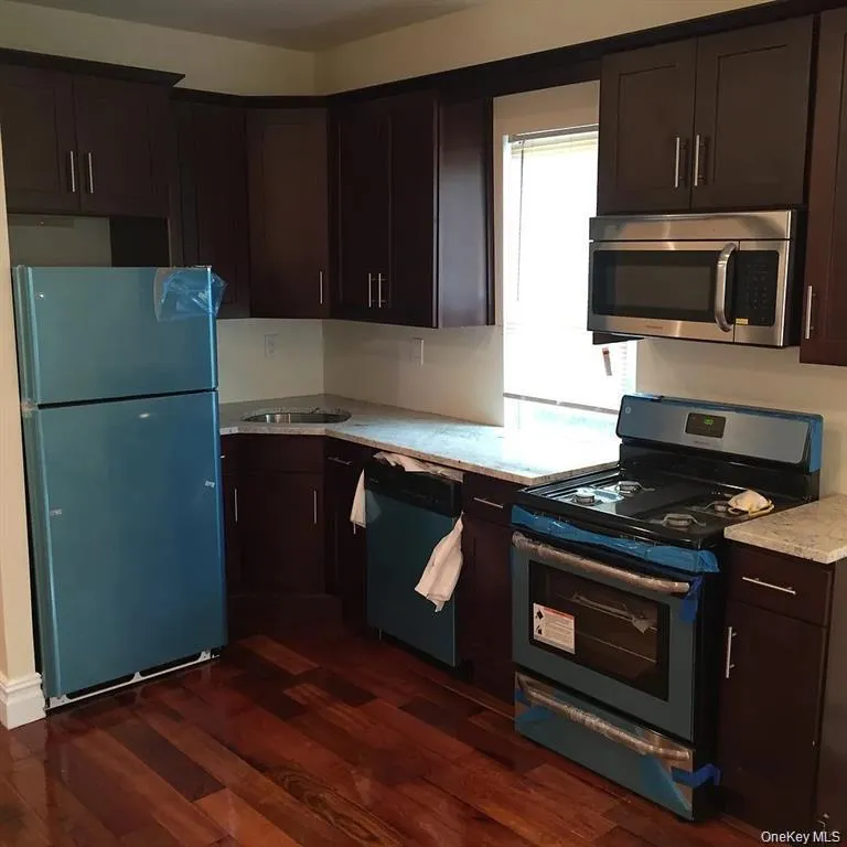 16013 Conduit Avenue, New York, NY, 1 Bedroom Bedrooms, 3 Rooms Rooms,1 BathroomBathrooms,Residential Lease,For Rent,Conduit,0,1045009 16013 Conduit Avenue, New York, NY, 1 Bedroom Bedrooms, 3 Rooms Rooms,1 BathroomBathrooms,Residential Lease,For Rent,Conduit,0,1045009