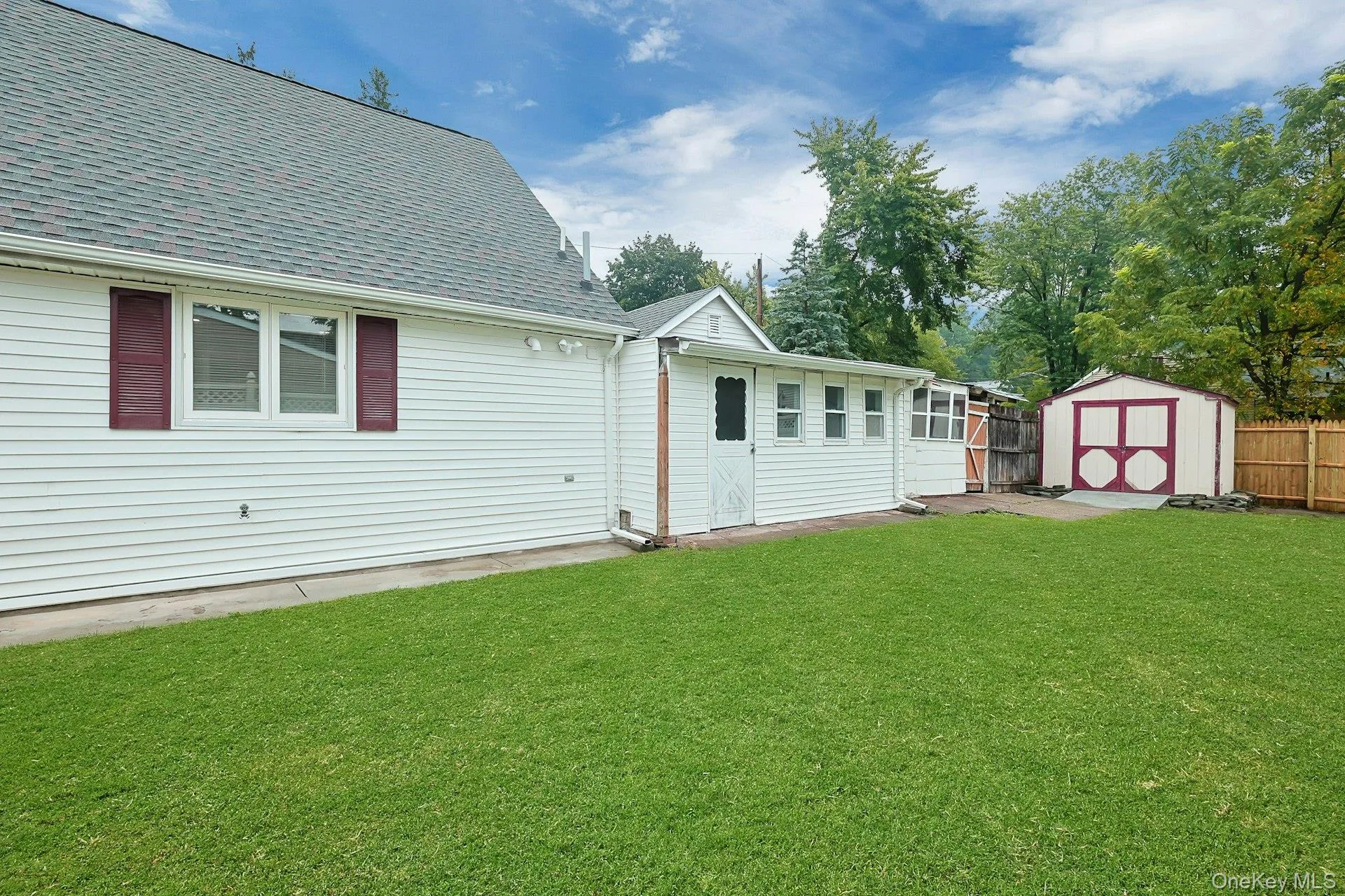 118 Grove Street, Orangetown, NY, 4 Bedrooms Bedrooms, 6 Rooms Rooms,1 BathroomBathrooms,Residential,For Rent,Grove,0,1045011 118 Grove Street, Orangetown, NY, 4 Bedrooms Bedrooms, 6 Rooms Rooms,1 BathroomBathrooms,Residential,For Rent,Grove,0,1045011