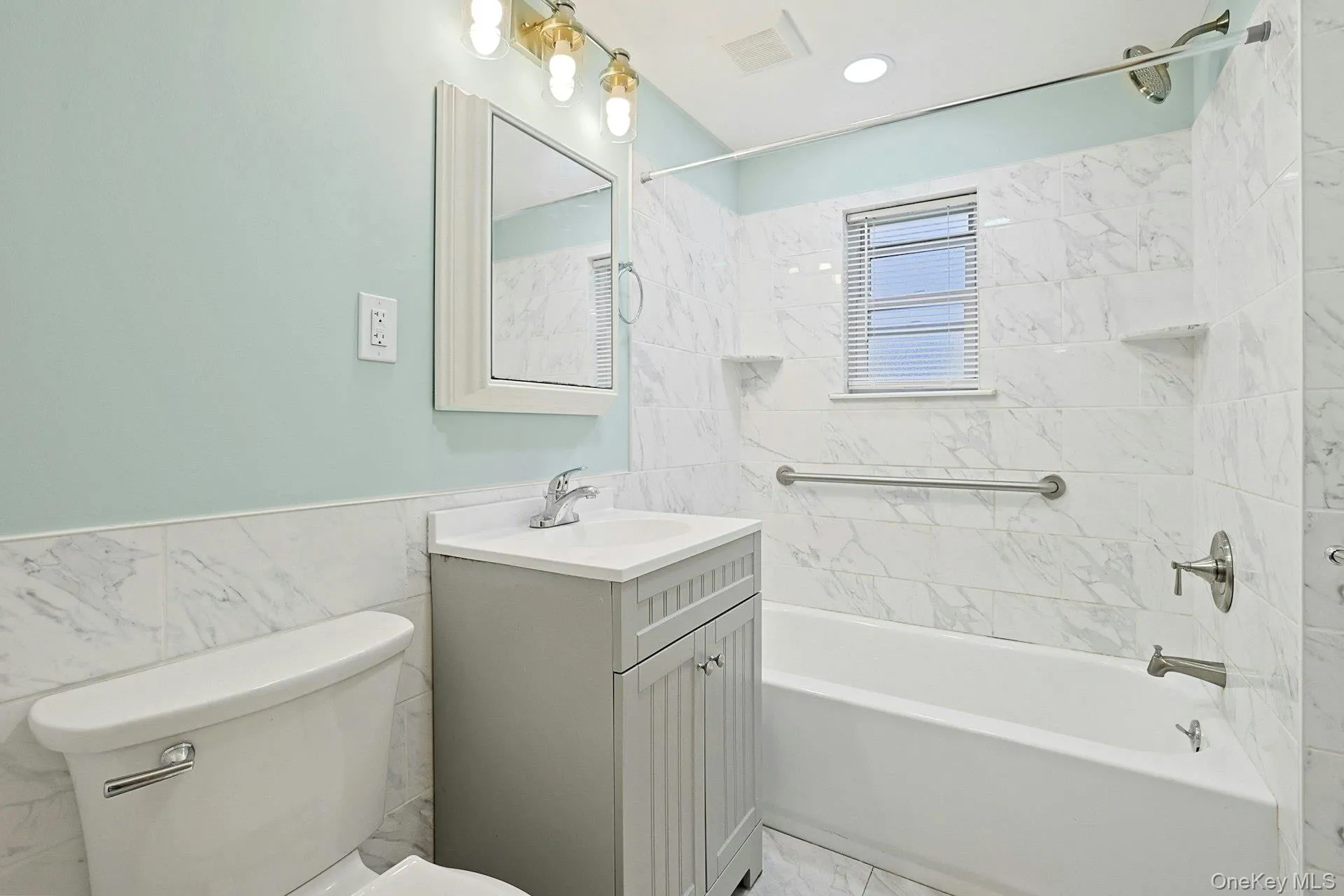 118 Grove Street, Orangetown, NY, 4 Bedrooms Bedrooms, 6 Rooms Rooms,1 BathroomBathrooms,Residential,For Rent,Grove,0,1045011 118 Grove Street, Orangetown, NY, 4 Bedrooms Bedrooms, 6 Rooms Rooms,1 BathroomBathrooms,Residential,For Rent,Grove,0,1045011