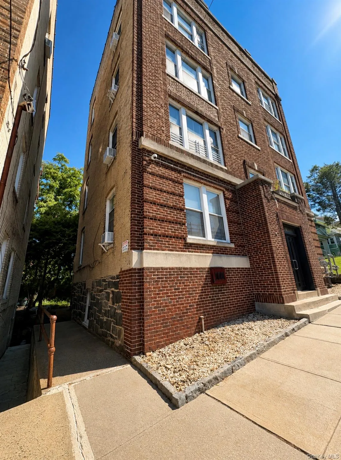 16 Bayley Avenue, Yonkers, NY, 2 Bedrooms Bedrooms, 5 Rooms Rooms,1 BathroomBathrooms,Residential,For Rent,Bayley,0,1045012 16 Bayley Avenue, Yonkers, NY, 2 Bedrooms Bedrooms, 5 Rooms Rooms,1 BathroomBathrooms,Residential,For Rent,Bayley,0,1045012
