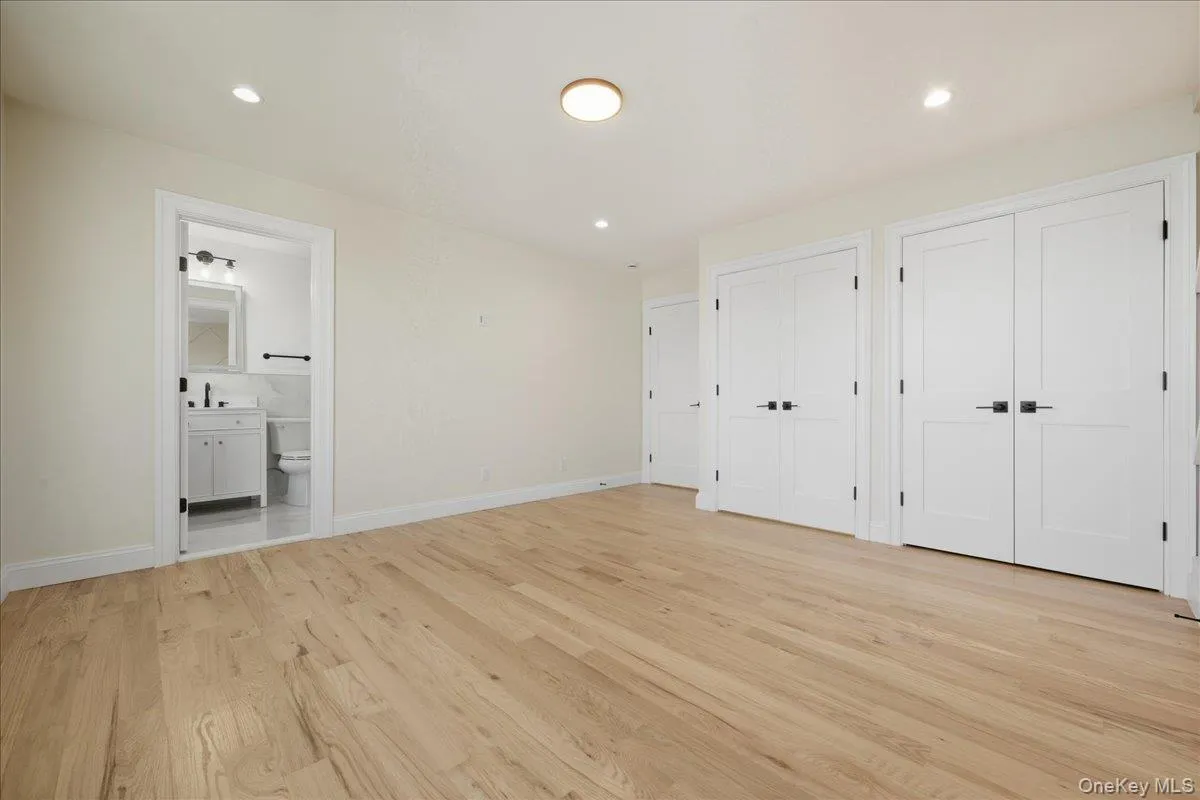 27 Poppy Lane, Hempstead, NY, 5 Bedrooms Bedrooms, 12 Rooms Rooms,4 BathroomsBathrooms,Residential,For Rent,Poppy Lane,0,1045014 27 Poppy Lane, Hempstead, NY, 5 Bedrooms Bedrooms, 12 Rooms Rooms,4 BathroomsBathrooms,Residential,For Rent,Poppy Lane,0,1045014