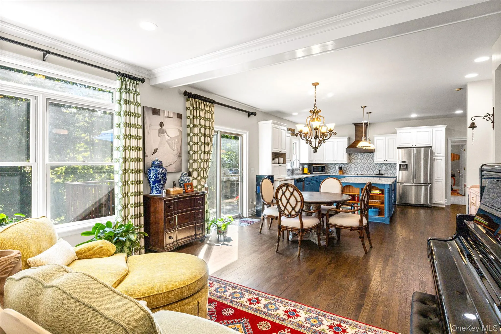 28 Apricot Road, Brookhaven, NY, 5 Bedrooms Bedrooms, 9 Rooms Rooms,3 BathroomsBathrooms,Residential,For Rent,Apricot,0,1045015 28 Apricot Road, Brookhaven, NY, 5 Bedrooms Bedrooms, 9 Rooms Rooms,3 BathroomsBathrooms,Residential,For Rent,Apricot,0,1045015