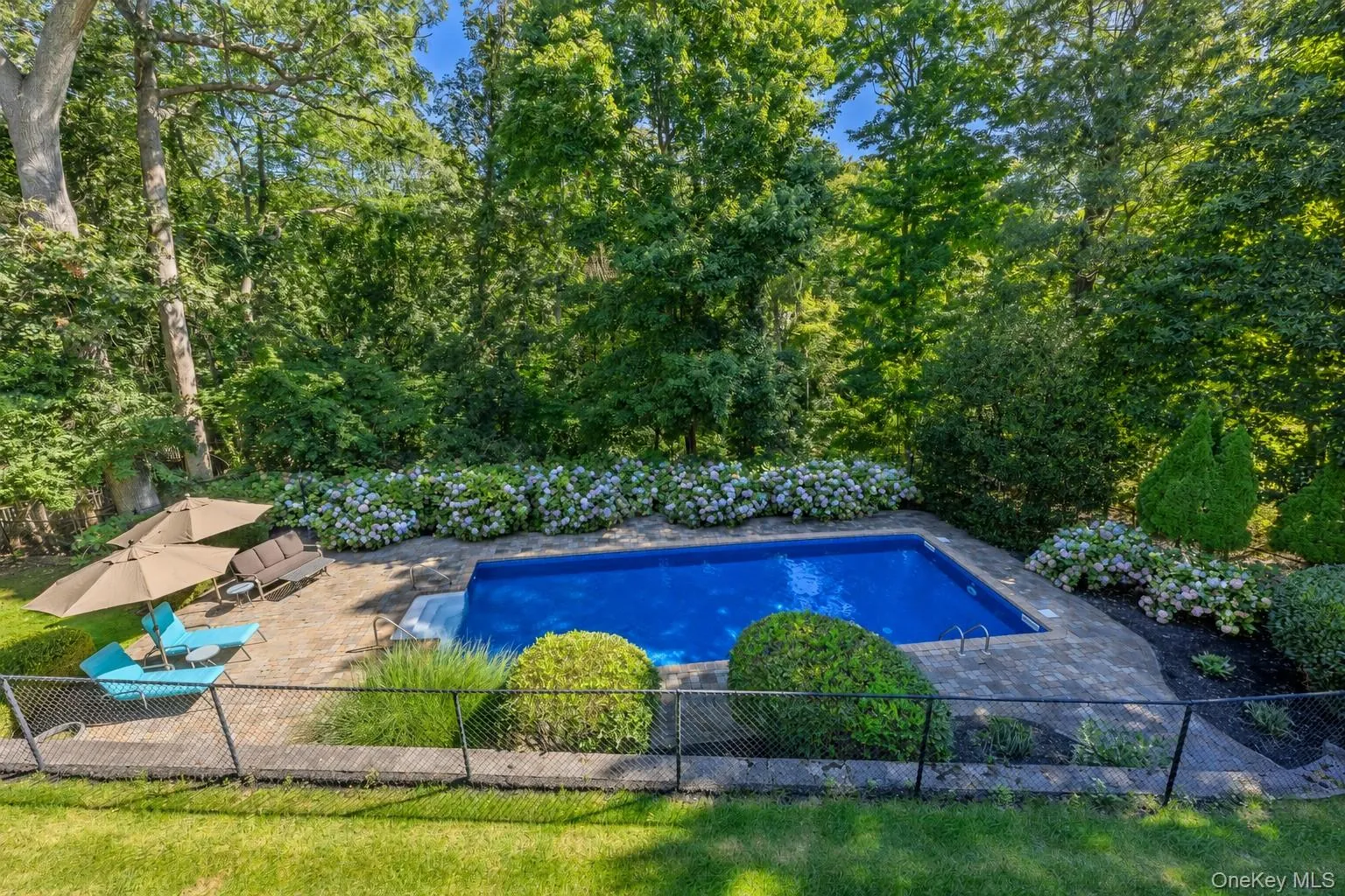 28 Apricot Road, Brookhaven, NY, 5 Bedrooms Bedrooms, 9 Rooms Rooms,3 BathroomsBathrooms,Residential,For Rent,Apricot,0,1045015 28 Apricot Road, Brookhaven, NY, 5 Bedrooms Bedrooms, 9 Rooms Rooms,3 BathroomsBathrooms,Residential,For Rent,Apricot,0,1045015