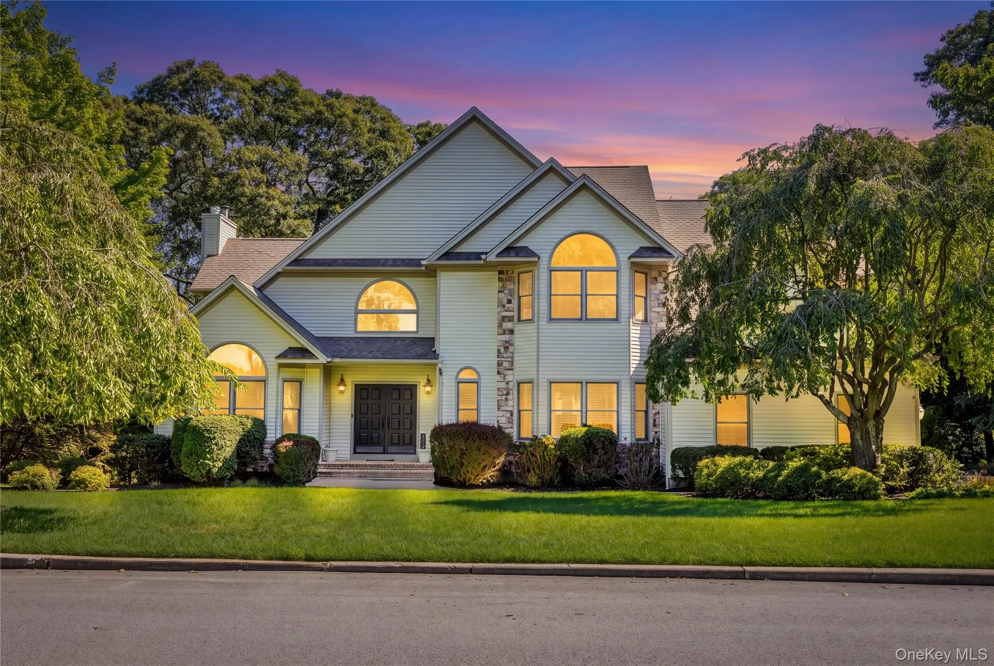 28 Apricot Road, Brookhaven, NY, 5 Bedrooms Bedrooms, 9 Rooms Rooms,3 BathroomsBathrooms,Residential,For Rent,Apricot,0,1045015 28 Apricot Road, Brookhaven, NY, 5 Bedrooms Bedrooms, 9 Rooms Rooms,3 BathroomsBathrooms,Residential,For Rent,Apricot,0,1045015