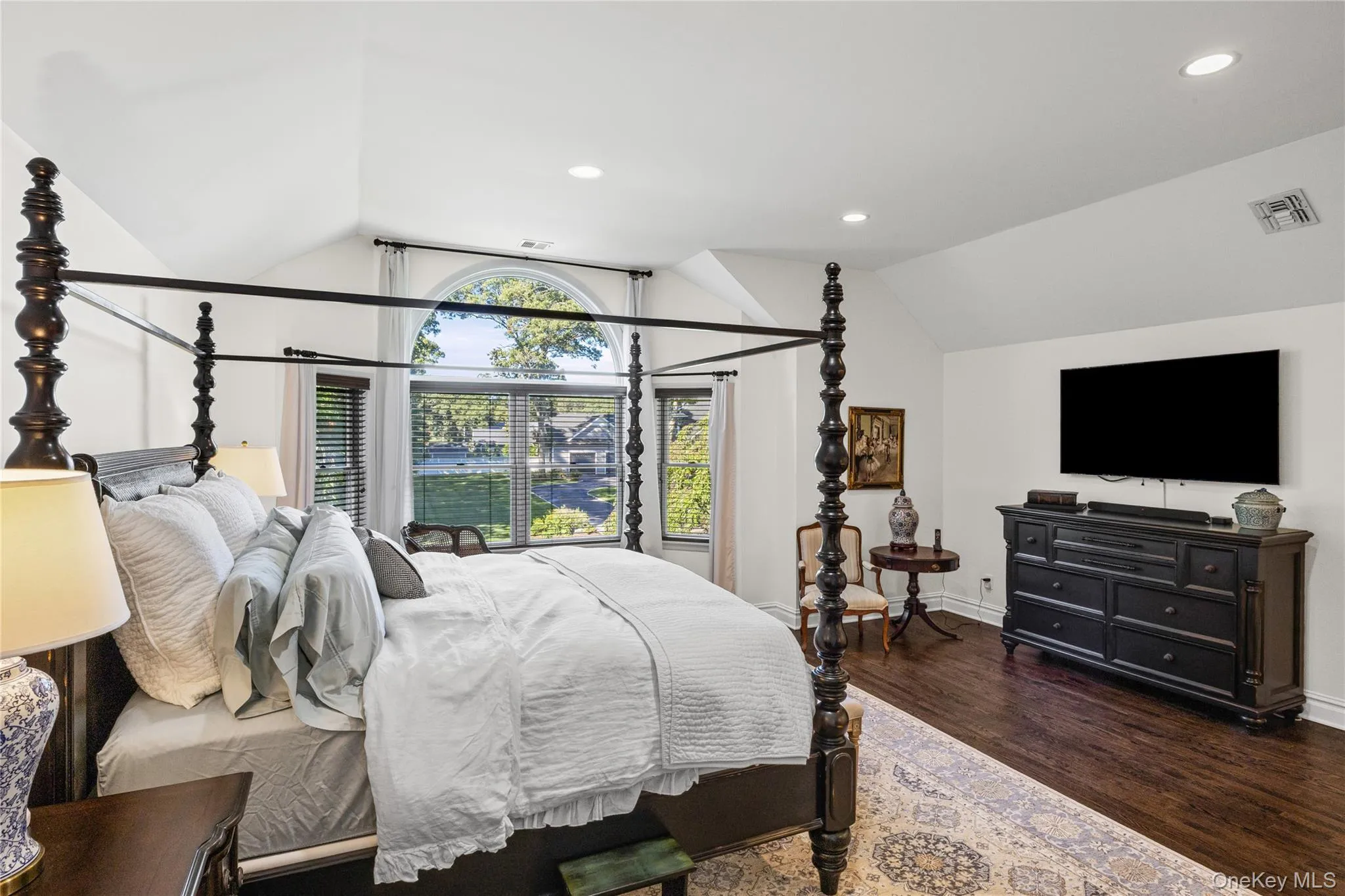 28 Apricot Road, Brookhaven, NY, 5 Bedrooms Bedrooms, 9 Rooms Rooms,3 BathroomsBathrooms,Residential,For Rent,Apricot,0,1045015 28 Apricot Road, Brookhaven, NY, 5 Bedrooms Bedrooms, 9 Rooms Rooms,3 BathroomsBathrooms,Residential,For Rent,Apricot,0,1045015