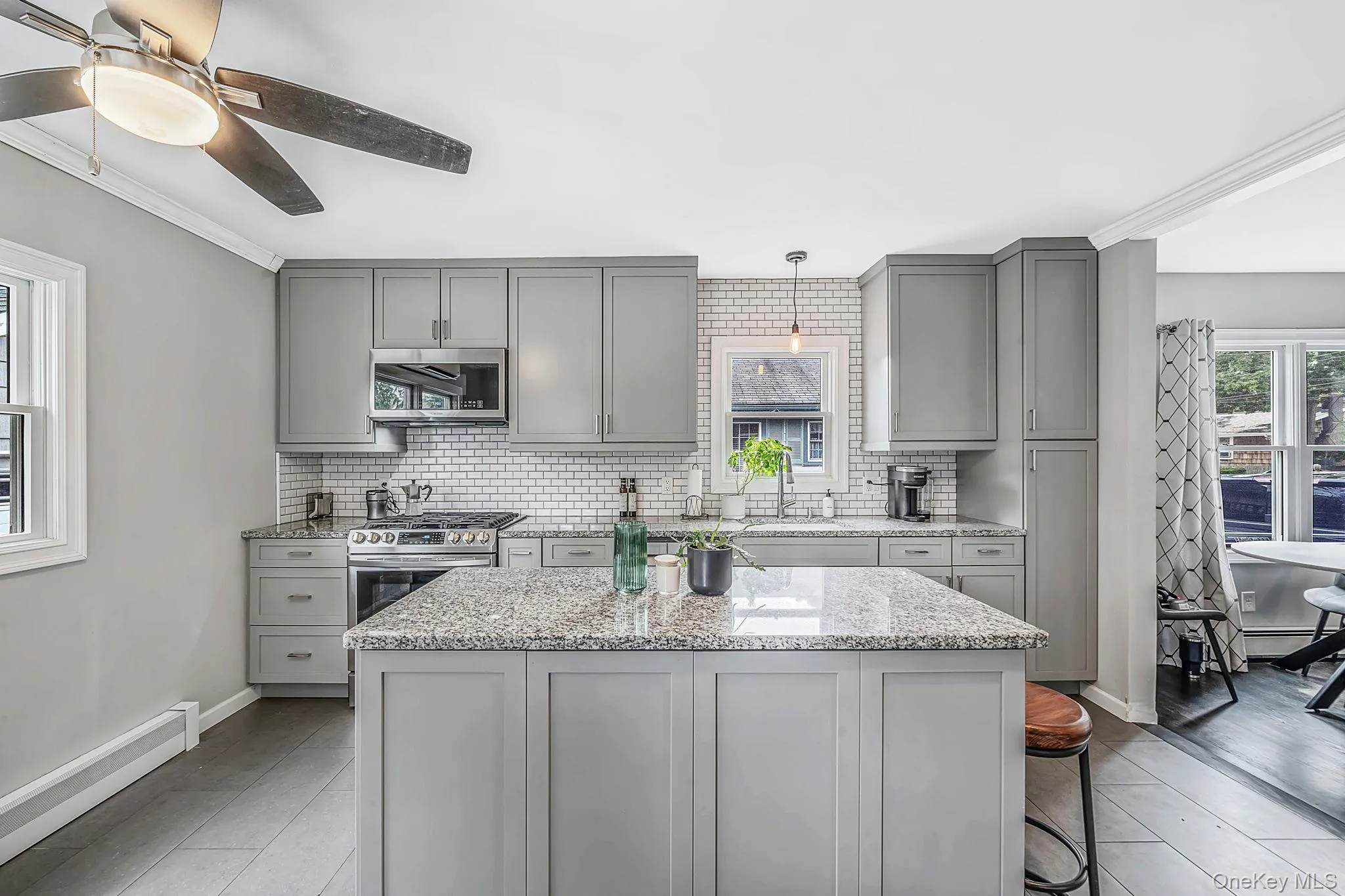 101 Highland Avenue, Brookhaven, NY, 2 Bedrooms Bedrooms, 5 Rooms Rooms,1 BathroomBathrooms,Residential,For Rent,Highland,0,1045017 101 Highland Avenue, Brookhaven, NY, 2 Bedrooms Bedrooms, 5 Rooms Rooms,1 BathroomBathrooms,Residential,For Rent,Highland,0,1045017