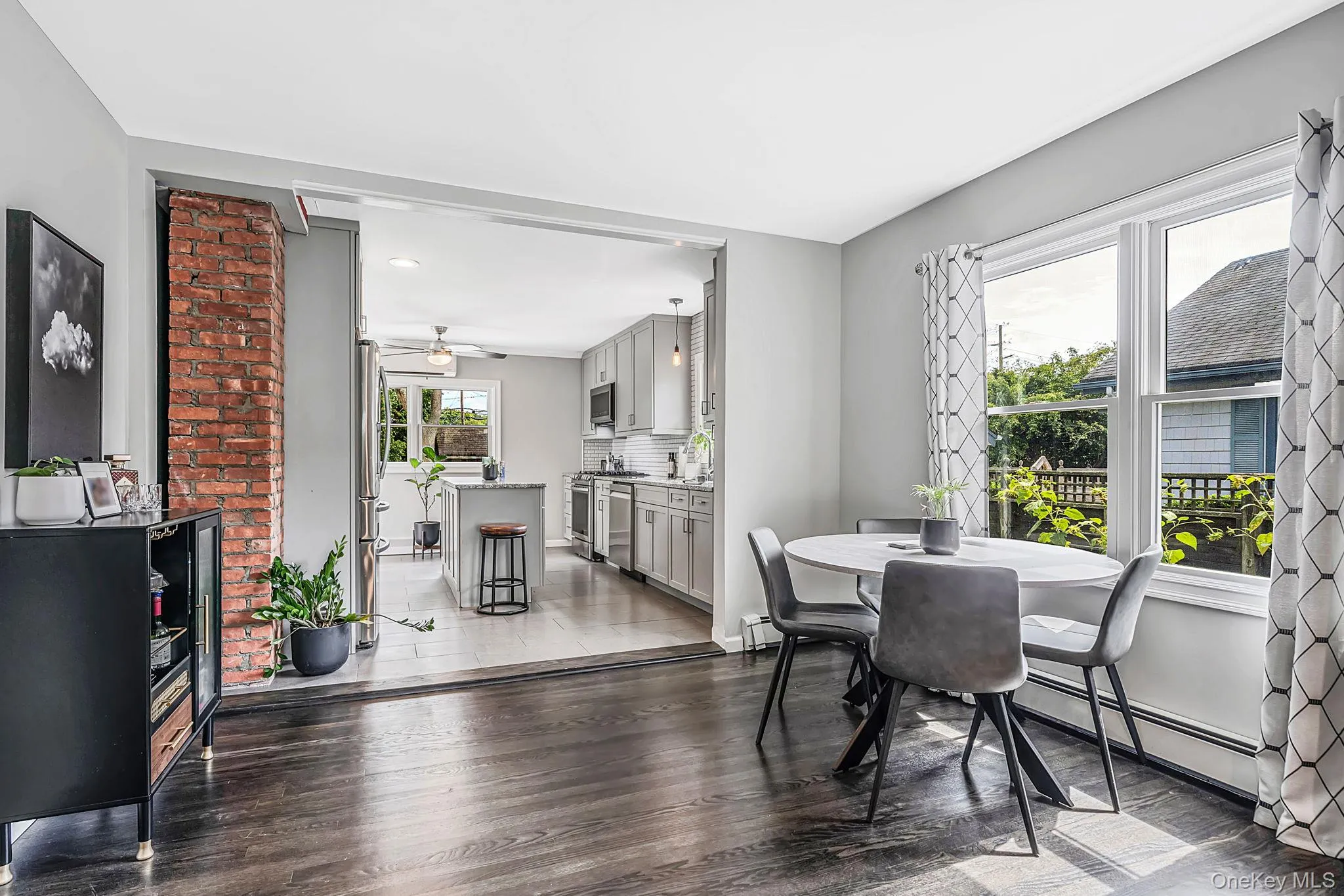 101 Highland Avenue, Brookhaven, NY, 2 Bedrooms Bedrooms, 5 Rooms Rooms,1 BathroomBathrooms,Residential,For Rent,Highland,0,1045017 101 Highland Avenue, Brookhaven, NY, 2 Bedrooms Bedrooms, 5 Rooms Rooms,1 BathroomBathrooms,Residential,For Rent,Highland,0,1045017