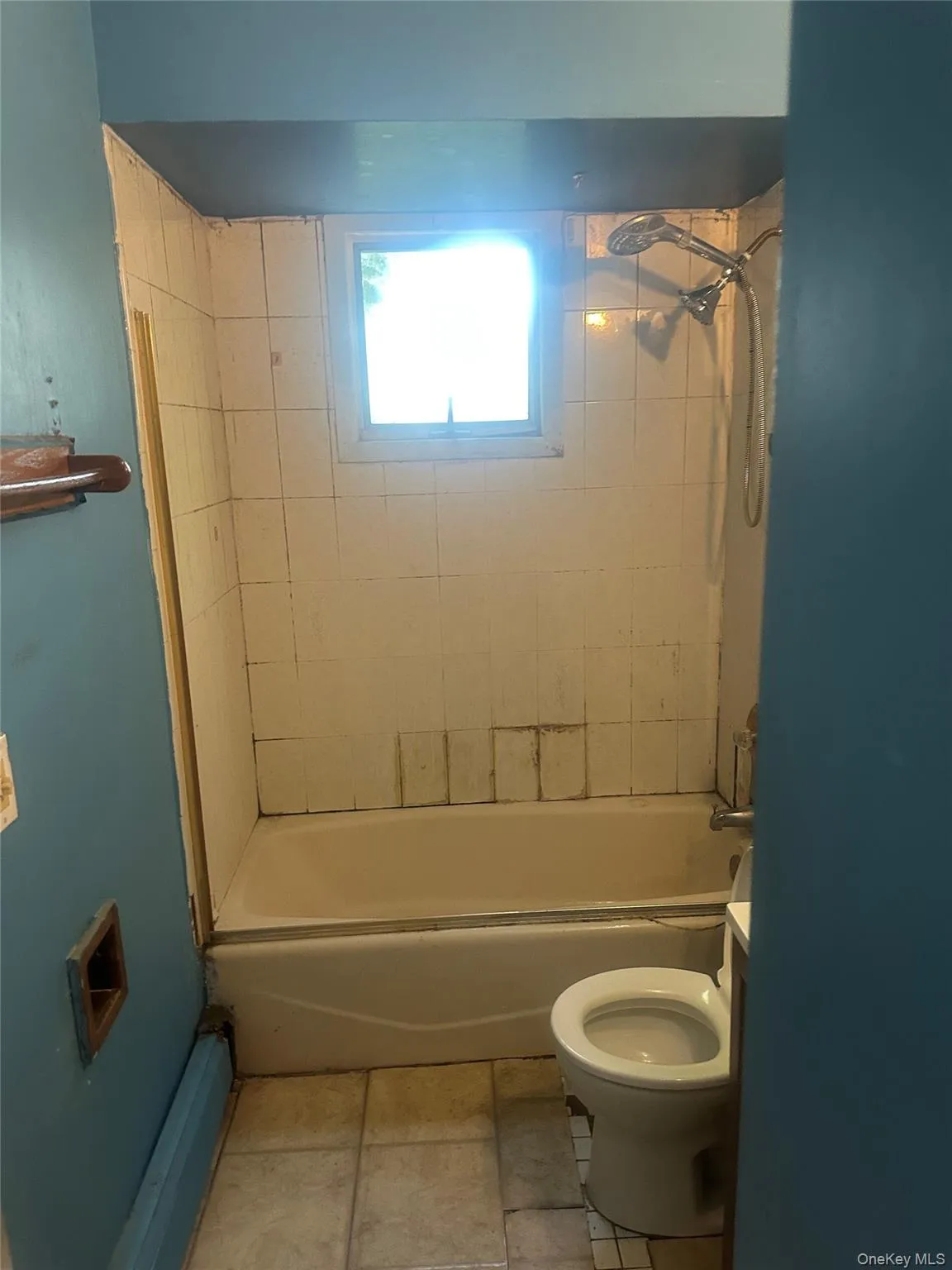 364 42nd Street, Babylon, NY, 5 Bedrooms Bedrooms, 5 Rooms Rooms,1 BathroomBathrooms,Residential,For Rent,42nd,0,1045020 364 42nd Street, Babylon, NY, 5 Bedrooms Bedrooms, 5 Rooms Rooms,1 BathroomBathrooms,Residential,For Rent,42nd,0,1045020