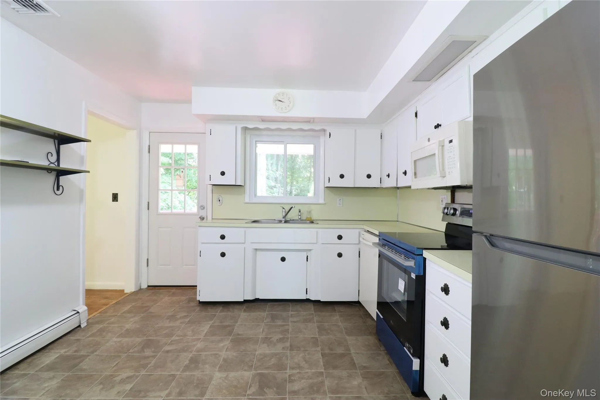 168 Shear Hill Road, Carmel, NY, 4 Bedrooms Bedrooms, 9 Rooms Rooms,2 BathroomsBathrooms,Residential Lease,For Rent,Shear Hill,0,1045023 168 Shear Hill Road, Carmel, NY, 4 Bedrooms Bedrooms, 9 Rooms Rooms,2 BathroomsBathrooms,Residential Lease,For Rent,Shear Hill,0,1045023