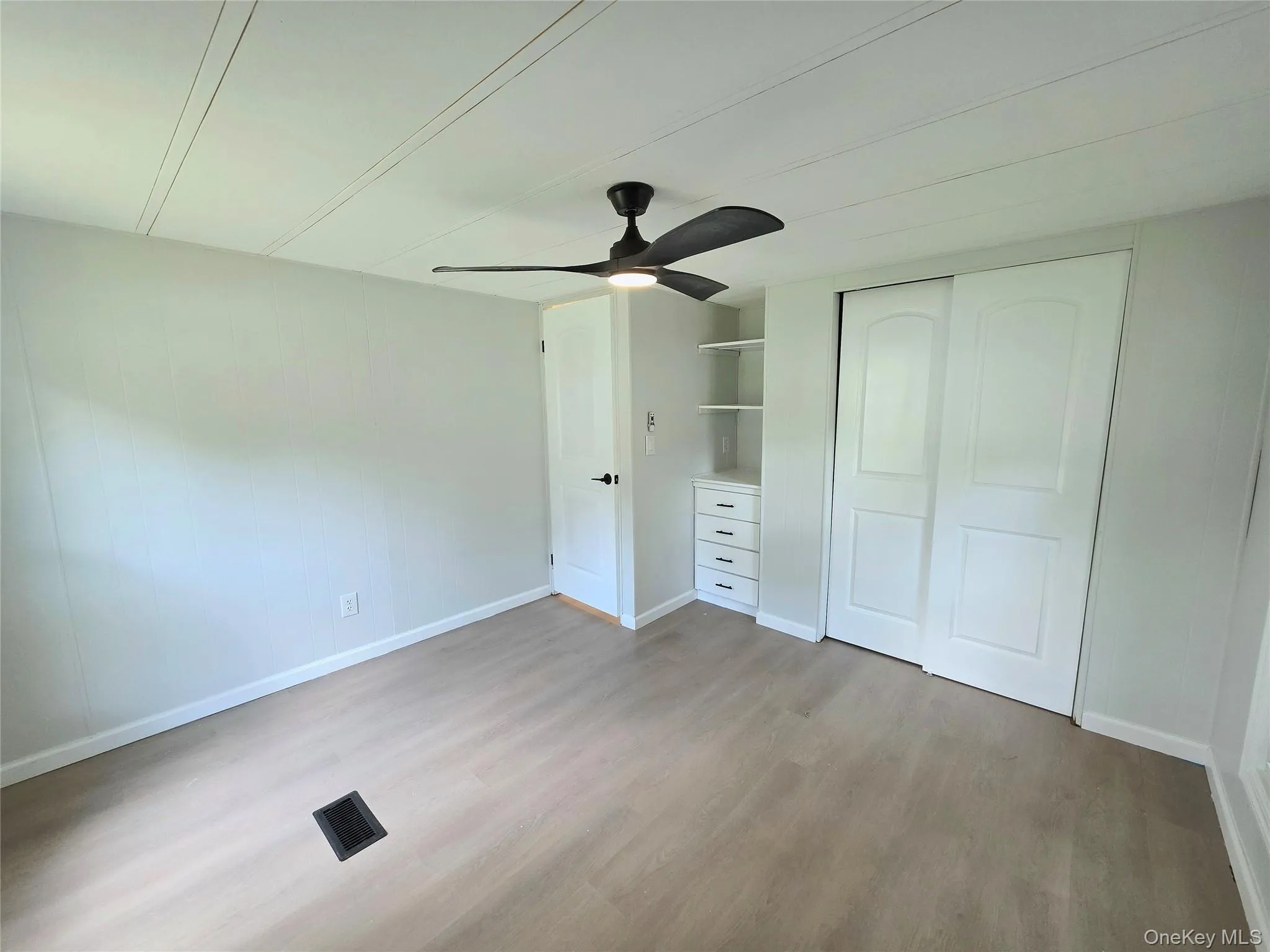 525 Riverleigh Avenue, Riverhead, NY, 2 Bedrooms Bedrooms, 6 Rooms Rooms,1 BathroomBathrooms,Residential,For Rent,Riverleigh,0,1045025 525 Riverleigh Avenue, Riverhead, NY, 2 Bedrooms Bedrooms, 6 Rooms Rooms,1 BathroomBathrooms,Residential,For Rent,Riverleigh,0,1045025