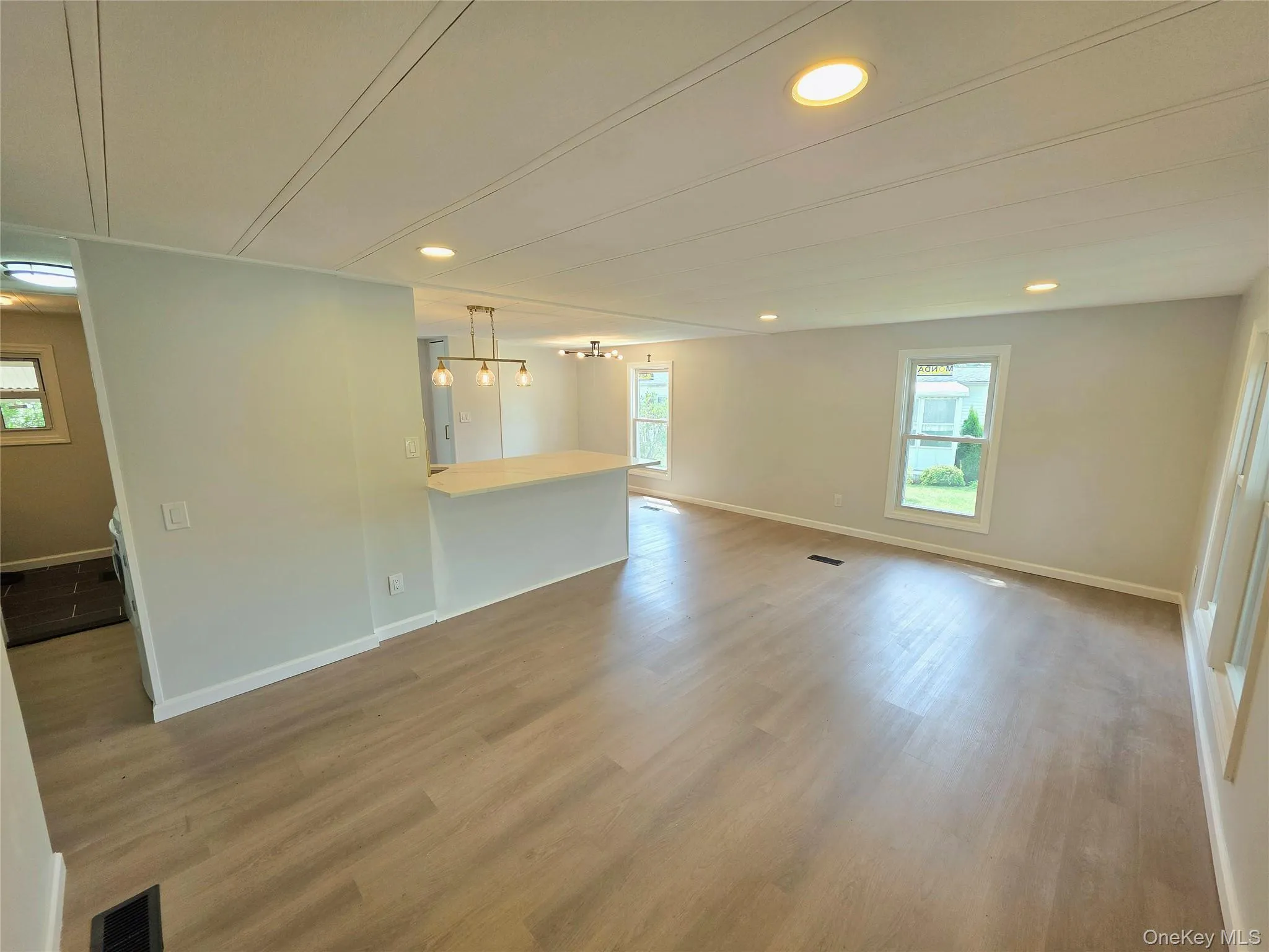 525 Riverleigh Avenue, Riverhead, NY, 2 Bedrooms Bedrooms, 6 Rooms Rooms,1 BathroomBathrooms,Residential,For Rent,Riverleigh,0,1045025 525 Riverleigh Avenue, Riverhead, NY, 2 Bedrooms Bedrooms, 6 Rooms Rooms,1 BathroomBathrooms,Residential,For Rent,Riverleigh,0,1045025