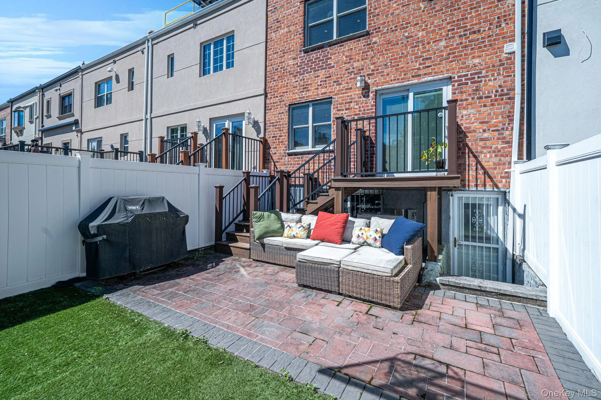 63-27 72nd Street, New York, NY, 3 Bedrooms Bedrooms, 6 Rooms Rooms,2 BathroomsBathrooms,Residential,For Rent,72nd,0,1045028 63-27 72nd Street, New York, NY, 3 Bedrooms Bedrooms, 6 Rooms Rooms,2 BathroomsBathrooms,Residential,For Rent,72nd,0,1045028