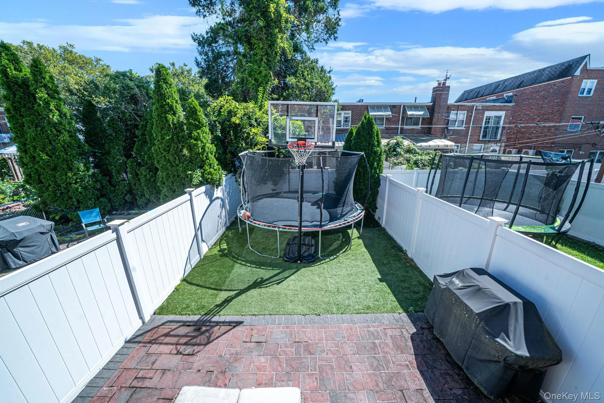 63-27 72nd Street, New York, NY, 3 Bedrooms Bedrooms, 6 Rooms Rooms,2 BathroomsBathrooms,Residential,For Rent,72nd,0,1045028 63-27 72nd Street, New York, NY, 3 Bedrooms Bedrooms, 6 Rooms Rooms,2 BathroomsBathrooms,Residential,For Rent,72nd,0,1045028