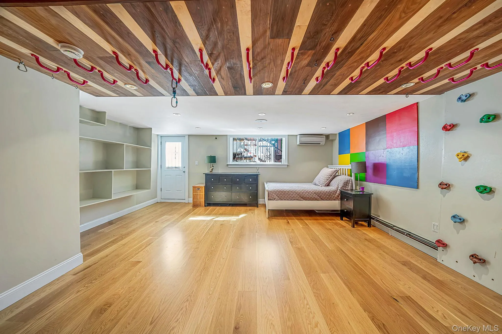 63-27 72nd Street, New York, NY, 3 Bedrooms Bedrooms, 6 Rooms Rooms,2 BathroomsBathrooms,Residential,For Rent,72nd,0,1045028 63-27 72nd Street, New York, NY, 3 Bedrooms Bedrooms, 6 Rooms Rooms,2 BathroomsBathrooms,Residential,For Rent,72nd,0,1045028