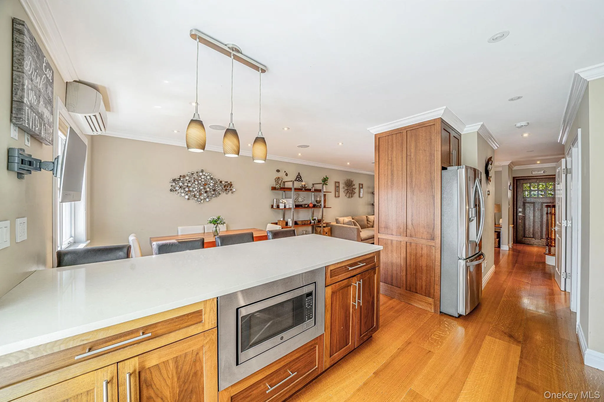 63-27 72nd Street, New York, NY, 3 Bedrooms Bedrooms, 6 Rooms Rooms,2 BathroomsBathrooms,Residential,For Rent,72nd,0,1045028 63-27 72nd Street, New York, NY, 3 Bedrooms Bedrooms, 6 Rooms Rooms,2 BathroomsBathrooms,Residential,For Rent,72nd,0,1045028