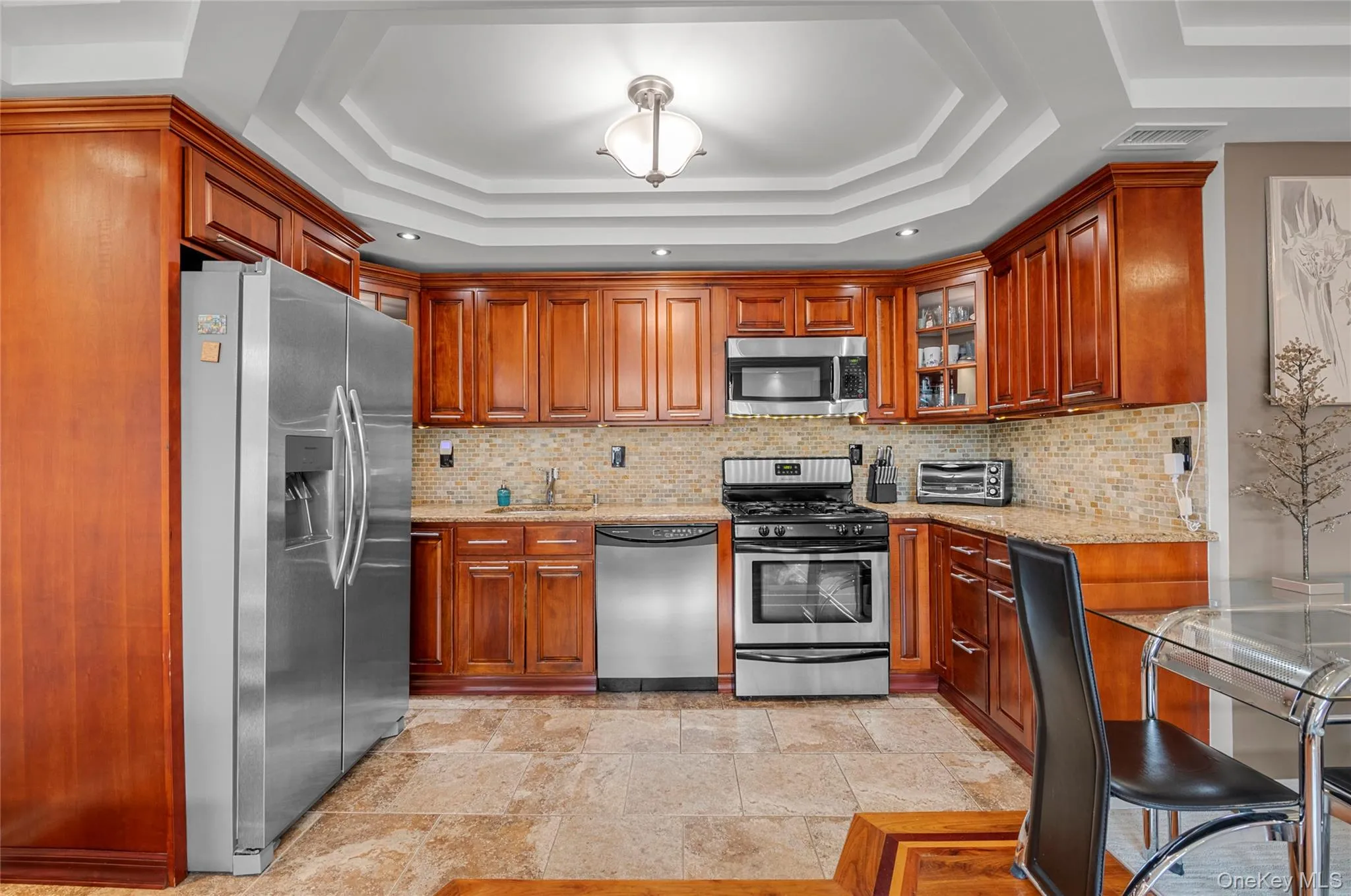 7137 70th Street, New York, NY, 3 Bedrooms Bedrooms, 5 Rooms Rooms,1 BathroomBathrooms,Residential,For Rent,70th,0,1045030 7137 70th Street, New York, NY, 3 Bedrooms Bedrooms, 5 Rooms Rooms,1 BathroomBathrooms,Residential,For Rent,70th,0,1045030