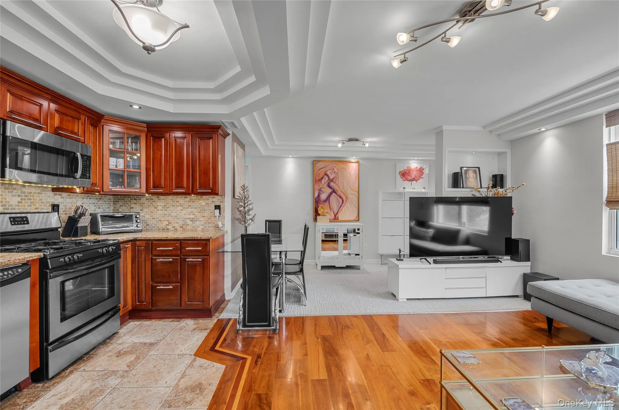 7137 70th Street, New York, NY, 3 Bedrooms Bedrooms, 5 Rooms Rooms,1 BathroomBathrooms,Residential,For Rent,70th,0,1045030 7137 70th Street, New York, NY, 3 Bedrooms Bedrooms, 5 Rooms Rooms,1 BathroomBathrooms,Residential,For Rent,70th,0,1045030