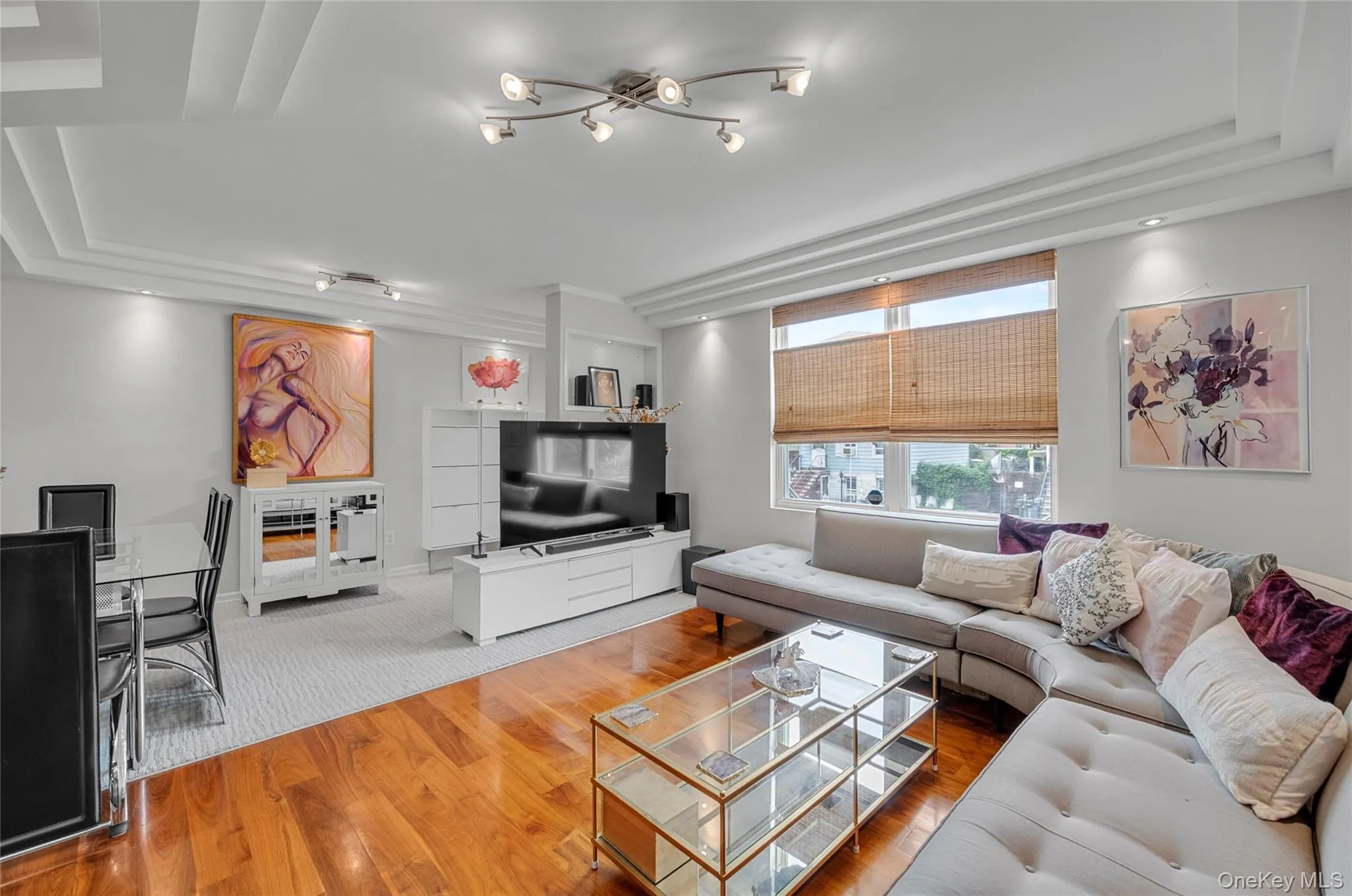 7137 70th Street, New York, NY, 3 Bedrooms Bedrooms, 5 Rooms Rooms,1 BathroomBathrooms,Residential,For Rent,70th,0,1045030 7137 70th Street, New York, NY, 3 Bedrooms Bedrooms, 5 Rooms Rooms,1 BathroomBathrooms,Residential,For Rent,70th,0,1045030