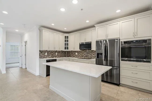 11 Halley Drive, Brookhaven, NY, 2 Bedrooms Bedrooms, 3 Rooms Rooms,2 BathroomsBathrooms,Residential,For Rent,Halley,0,1045032 11 Halley Drive, Brookhaven, NY, 2 Bedrooms Bedrooms, 3 Rooms Rooms,2 BathroomsBathrooms,Residential,For Rent,Halley,0,1045032