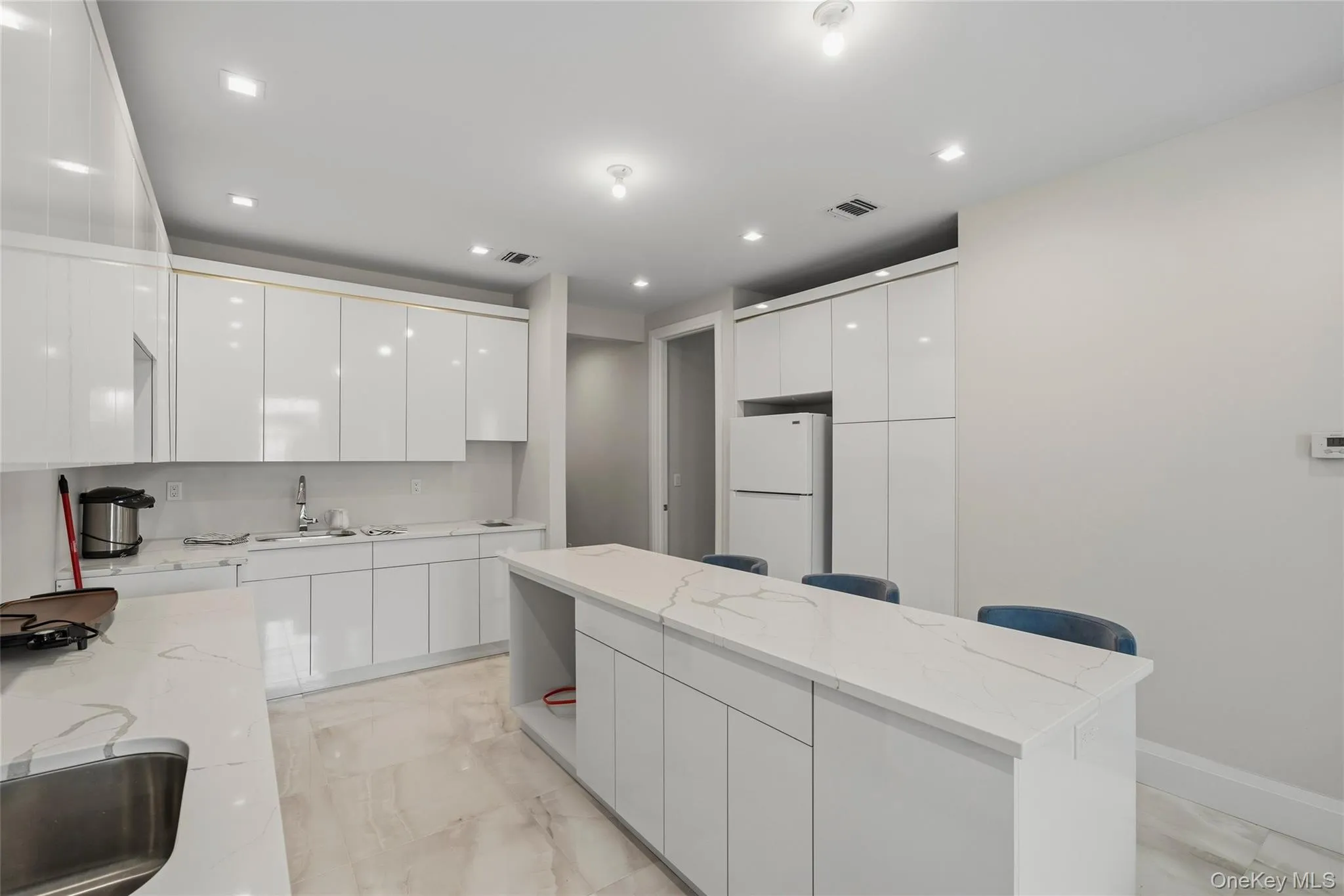 14 Van Arsdale Road, Monroe, NY, 2 Bedrooms Bedrooms, 5 Rooms Rooms,1 BathroomBathrooms,Residential,For Rent,Van Arsdale,0,1045035 14 Van Arsdale Road, Monroe, NY, 2 Bedrooms Bedrooms, 5 Rooms Rooms,1 BathroomBathrooms,Residential,For Rent,Van Arsdale,0,1045035