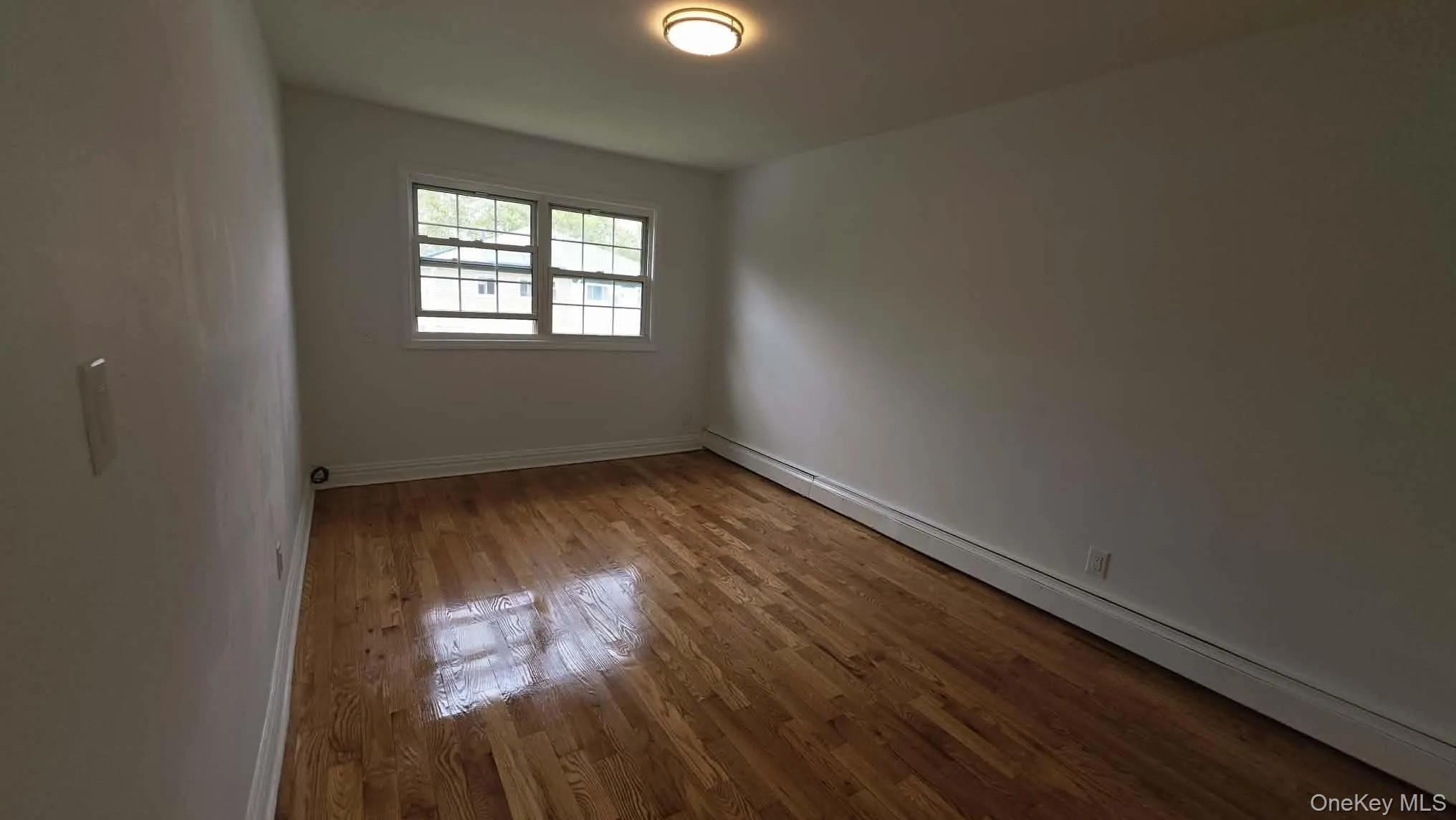 155-41 115th Avenue, New York, NY, 3 Bedrooms Bedrooms, 6 Rooms Rooms,1 BathroomBathrooms,Residential Lease,For Rent,115th,0,1045038 155-41 115th Avenue, New York, NY, 3 Bedrooms Bedrooms, 6 Rooms Rooms,1 BathroomBathrooms,Residential Lease,For Rent,115th,0,1045038