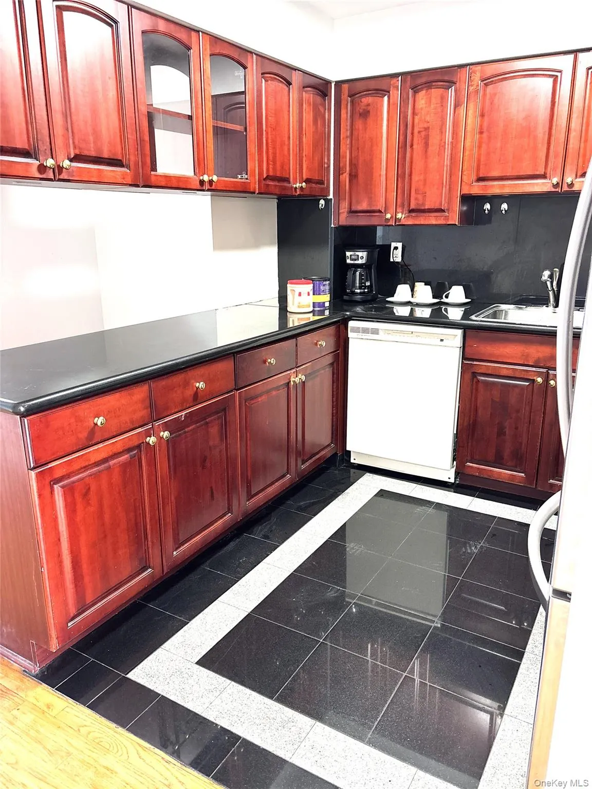 114-67 Taipei Court, New York, NY, 2 Bedrooms Bedrooms, 4 Rooms Rooms,2 BathroomsBathrooms,Residential Lease,For Rent,Taipei,0,1045041 114-67 Taipei Court, New York, NY, 2 Bedrooms Bedrooms, 4 Rooms Rooms,2 BathroomsBathrooms,Residential Lease,For Rent,Taipei,0,1045041