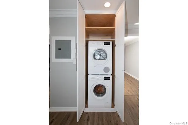417 Windmill Avenue, Babylon, NY, 1 Bedroom Bedrooms, 3 Rooms Rooms,1 BathroomBathrooms,Residential Lease,For Rent,Windmill,0,1045046 417 Windmill Avenue, Babylon, NY, 1 Bedroom Bedrooms, 3 Rooms Rooms,1 BathroomBathrooms,Residential Lease,For Rent,Windmill,0,1045046