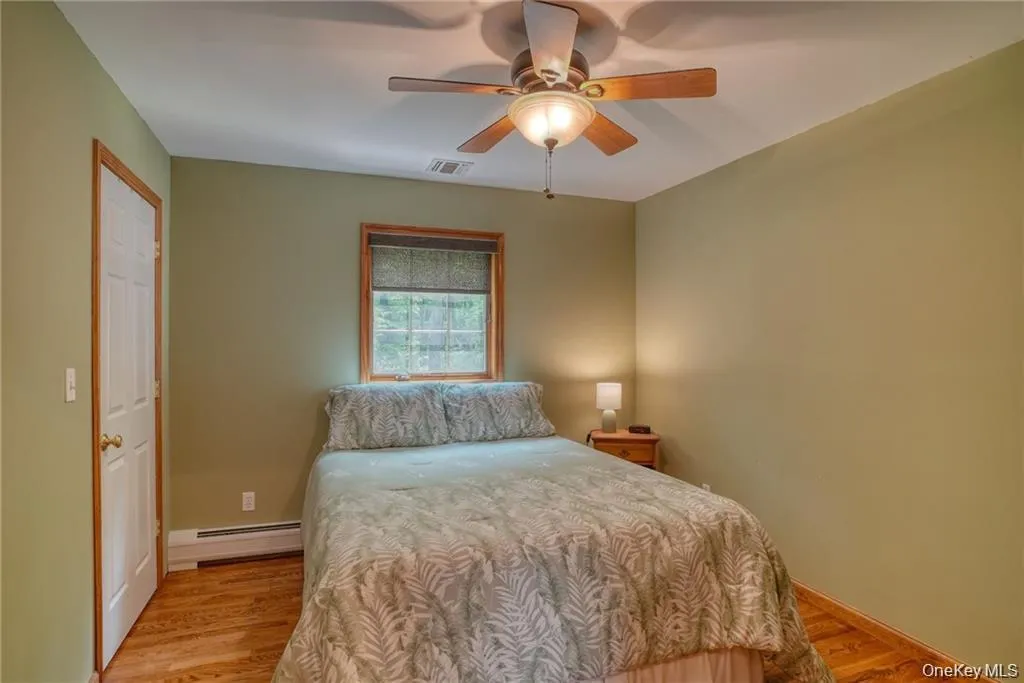 8 Roberts Drive, Monroe, NY, 3 Bedrooms Bedrooms, 9 Rooms Rooms,2 BathroomsBathrooms,Residential,For Rent,Roberts,0,1045047 8 Roberts Drive, Monroe, NY, 3 Bedrooms Bedrooms, 9 Rooms Rooms,2 BathroomsBathrooms,Residential,For Rent,Roberts,0,1045047