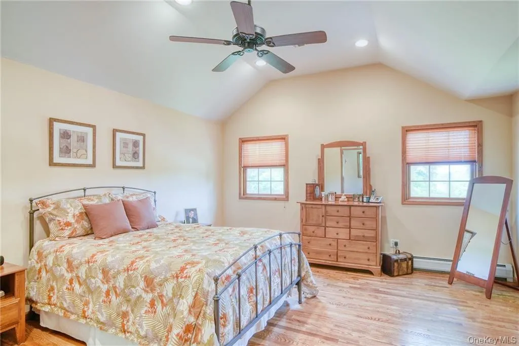 8 Roberts Drive, Monroe, NY, 3 Bedrooms Bedrooms, 9 Rooms Rooms,2 BathroomsBathrooms,Residential,For Rent,Roberts,0,1045047 8 Roberts Drive, Monroe, NY, 3 Bedrooms Bedrooms, 9 Rooms Rooms,2 BathroomsBathrooms,Residential,For Rent,Roberts,0,1045047