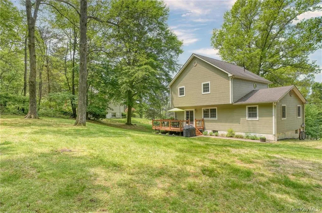 8 Roberts Drive, Monroe, NY, 3 Bedrooms Bedrooms, 9 Rooms Rooms,2 BathroomsBathrooms,Residential,For Rent,Roberts,0,1045047 8 Roberts Drive, Monroe, NY, 3 Bedrooms Bedrooms, 9 Rooms Rooms,2 BathroomsBathrooms,Residential,For Rent,Roberts,0,1045047