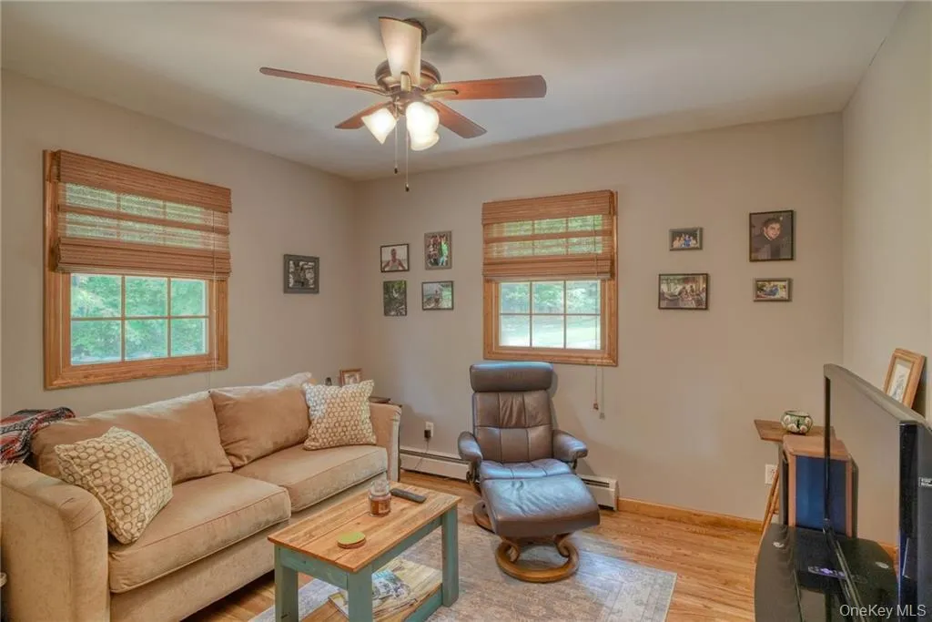 8 Roberts Drive, Monroe, NY, 3 Bedrooms Bedrooms, 9 Rooms Rooms,2 BathroomsBathrooms,Residential,For Rent,Roberts,0,1045047 8 Roberts Drive, Monroe, NY, 3 Bedrooms Bedrooms, 9 Rooms Rooms,2 BathroomsBathrooms,Residential,For Rent,Roberts,0,1045047