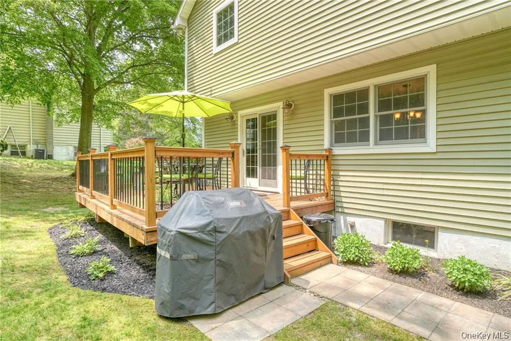 8 Roberts Drive, Monroe, NY, 3 Bedrooms Bedrooms, 9 Rooms Rooms,2 BathroomsBathrooms,Residential,For Rent,Roberts,0,1045047 8 Roberts Drive, Monroe, NY, 3 Bedrooms Bedrooms, 9 Rooms Rooms,2 BathroomsBathrooms,Residential,For Rent,Roberts,0,1045047