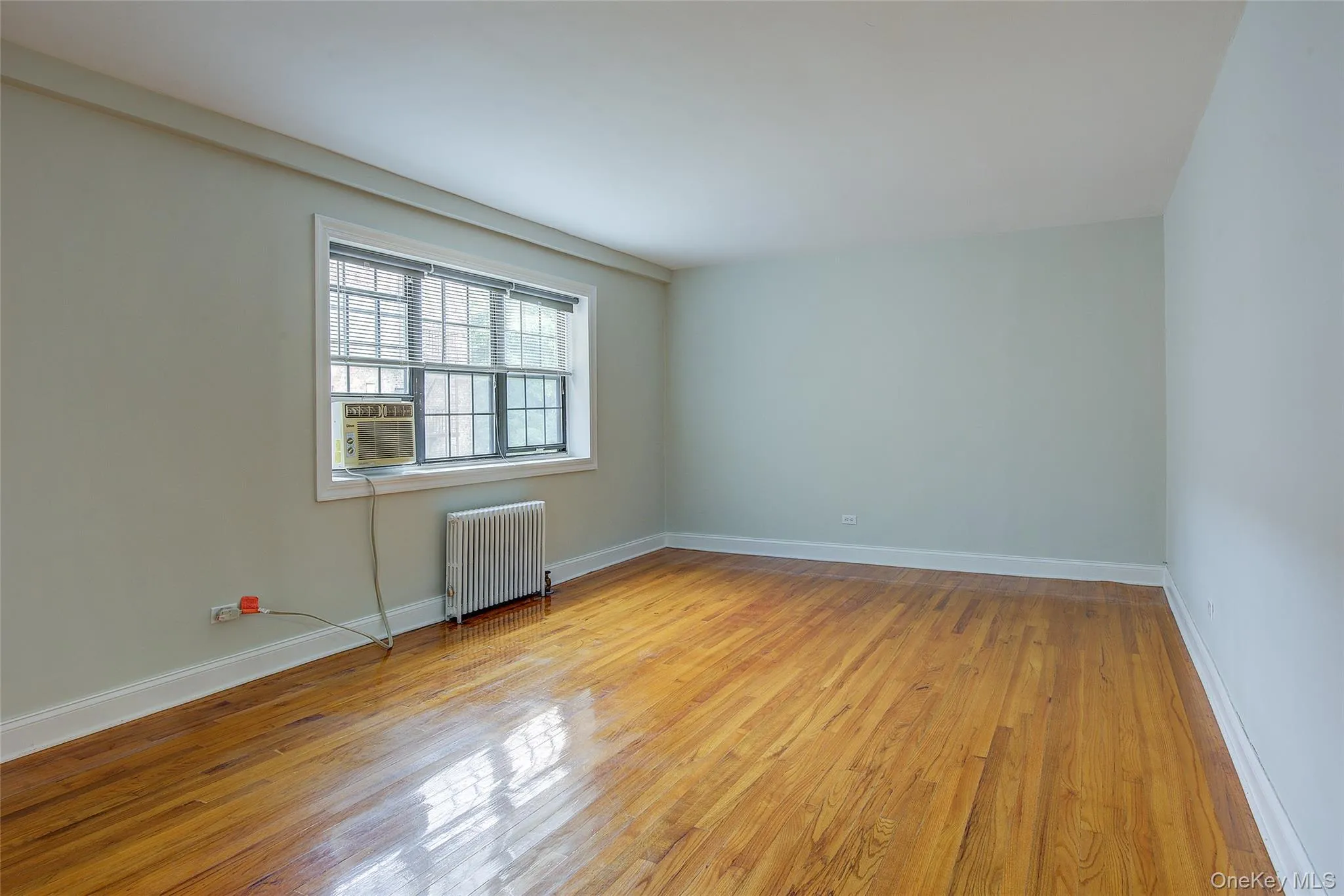 78-35 147th Street, New York, NY, 1 Bedroom Bedrooms, 3 Rooms Rooms,1 BathroomBathrooms,Residential,For Rent,147th,0,1045050 78-35 147th Street, New York, NY, 1 Bedroom Bedrooms, 3 Rooms Rooms,1 BathroomBathrooms,Residential,For Rent,147th,0,1045050