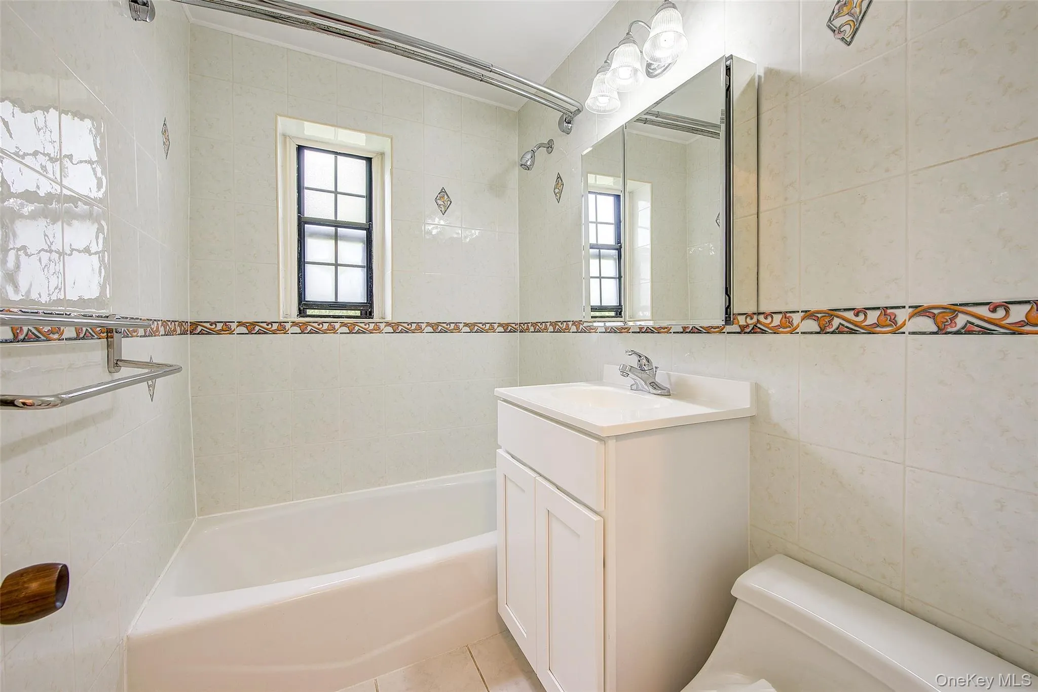 78-35 147th Street, New York, NY, 1 Bedroom Bedrooms, 3 Rooms Rooms,1 BathroomBathrooms,Residential,For Rent,147th,0,1045050 78-35 147th Street, New York, NY, 1 Bedroom Bedrooms, 3 Rooms Rooms,1 BathroomBathrooms,Residential,For Rent,147th,0,1045050