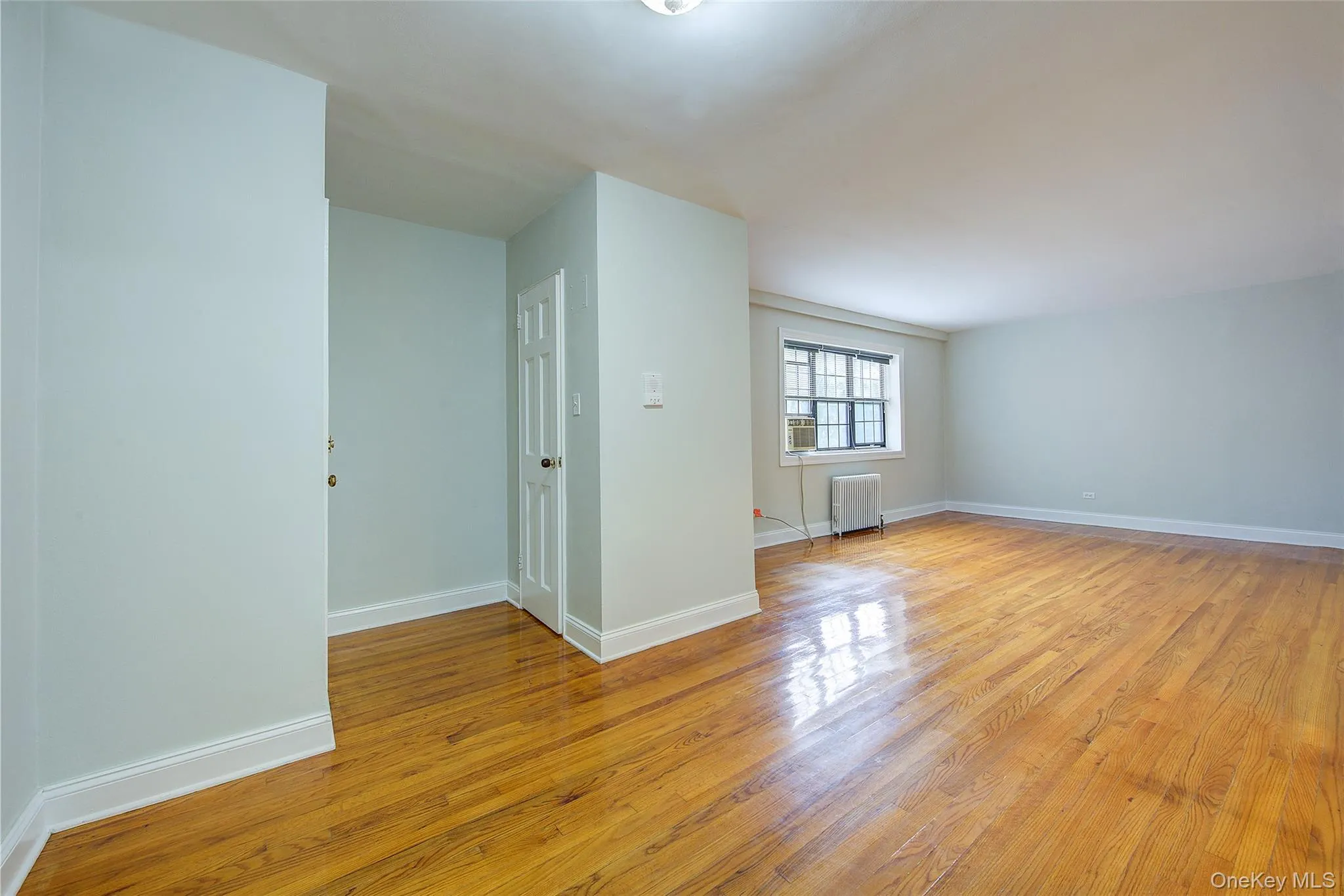 78-35 147th Street, New York, NY, 1 Bedroom Bedrooms, 3 Rooms Rooms,1 BathroomBathrooms,Residential,For Rent,147th,0,1045050 78-35 147th Street, New York, NY, 1 Bedroom Bedrooms, 3 Rooms Rooms,1 BathroomBathrooms,Residential,For Rent,147th,0,1045050
