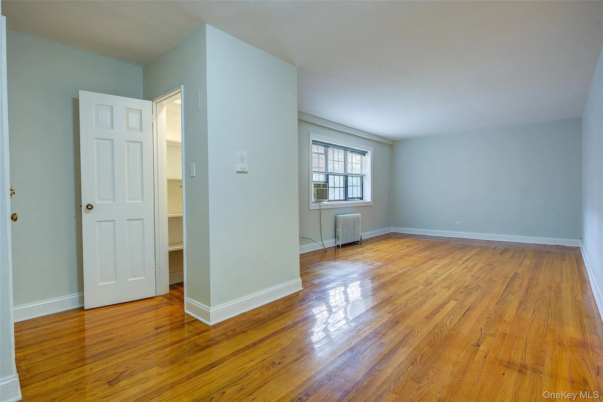 78-35 147th Street, New York, NY, 1 Bedroom Bedrooms, 3 Rooms Rooms,1 BathroomBathrooms,Residential,For Rent,147th,0,1045050 78-35 147th Street, New York, NY, 1 Bedroom Bedrooms, 3 Rooms Rooms,1 BathroomBathrooms,Residential,For Rent,147th,0,1045050