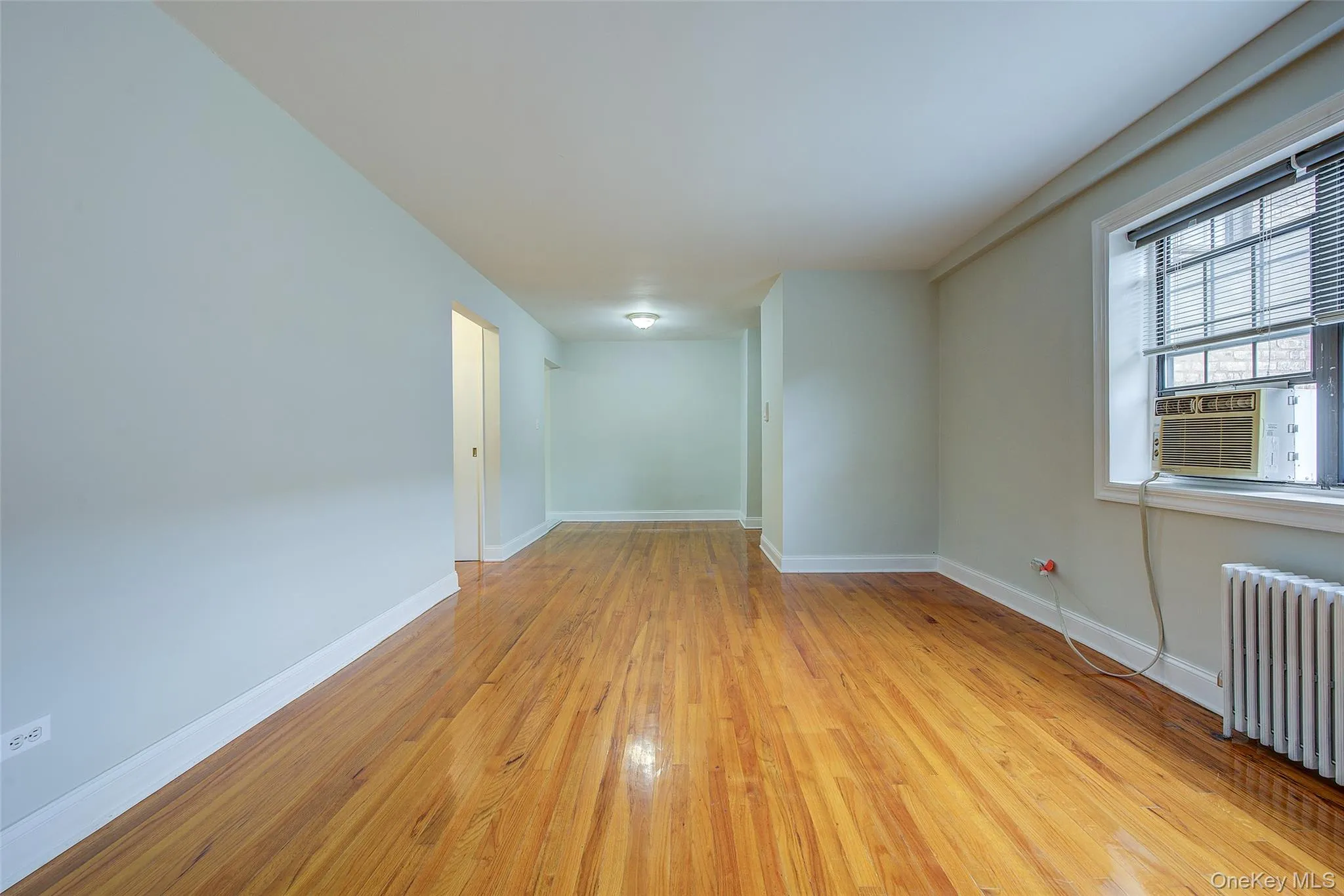 78-35 147th Street, New York, NY, 1 Bedroom Bedrooms, 3 Rooms Rooms,1 BathroomBathrooms,Residential,For Rent,147th,0,1045050 78-35 147th Street, New York, NY, 1 Bedroom Bedrooms, 3 Rooms Rooms,1 BathroomBathrooms,Residential,For Rent,147th,0,1045050