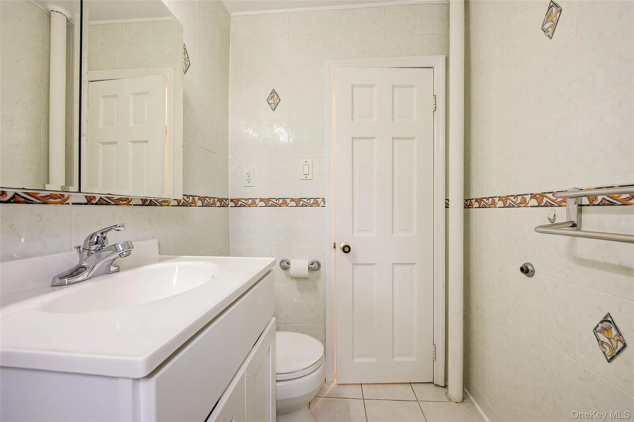 78-35 147th Street, New York, NY, 1 Bedroom Bedrooms, 3 Rooms Rooms,1 BathroomBathrooms,Residential,For Rent,147th,0,1045050 78-35 147th Street, New York, NY, 1 Bedroom Bedrooms, 3 Rooms Rooms,1 BathroomBathrooms,Residential,For Rent,147th,0,1045050